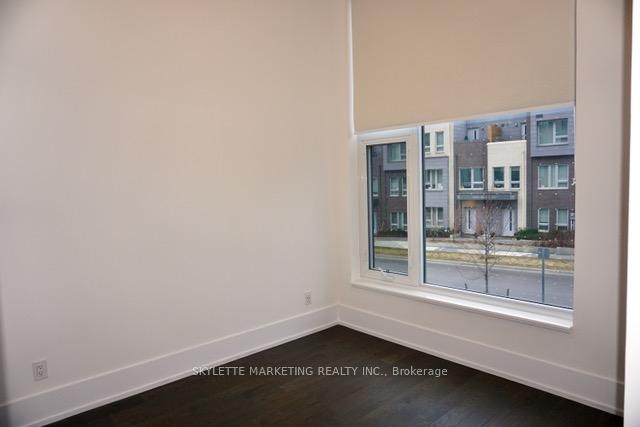 Photo 8 of Unit 111, 25 Adra Grado Way, North York, Bayview Village — HOMEH