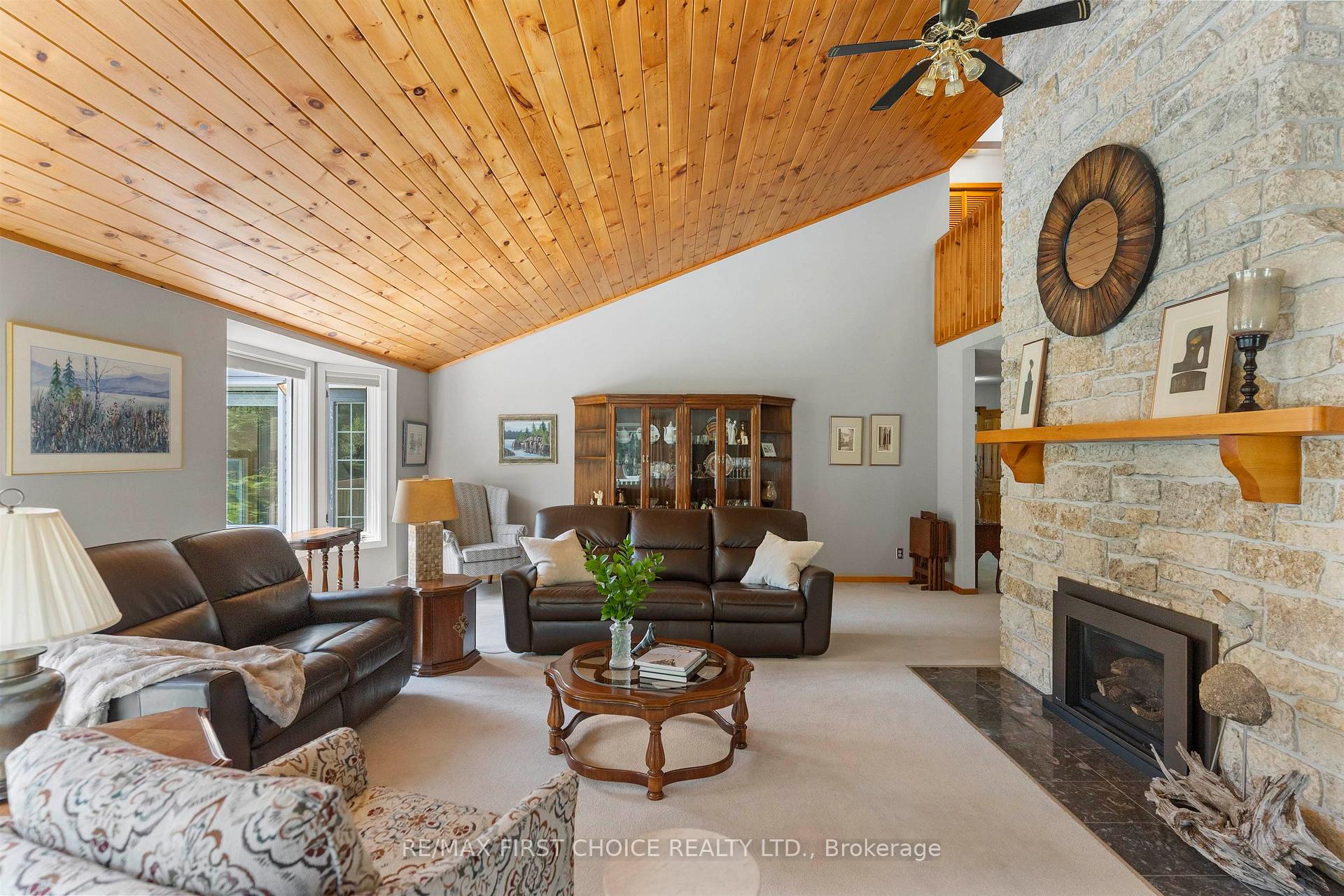 Photo 6 of 4306 Oak Heights Place, Thunder Bay, Mountain Road — HOMEH