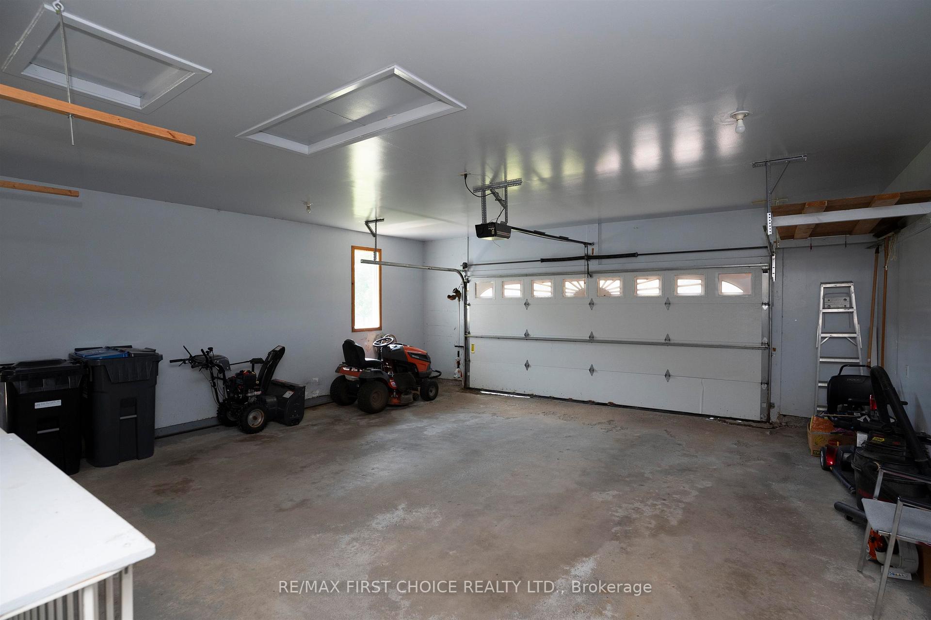 Photo 40 of 4306 Oak Heights Place, Thunder Bay, Mountain Road — HOMEH
