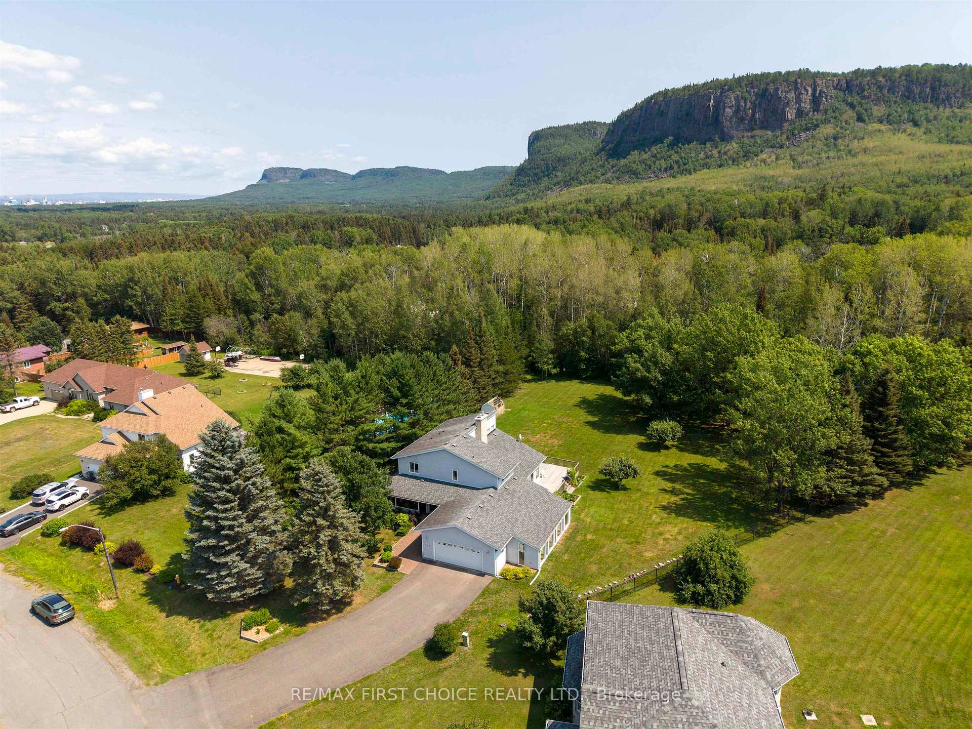 Photo 50 of 4306 Oak Heights Place, Thunder Bay, Mountain Road — HOMEH