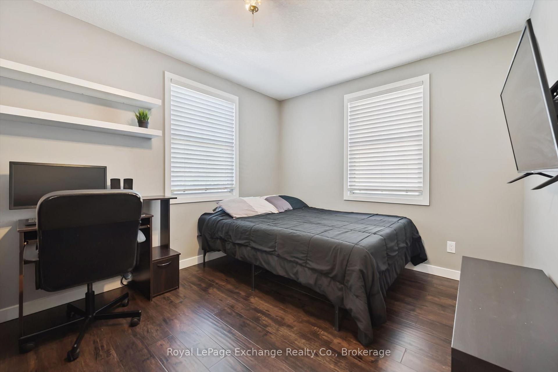 Photo 18 of 68 Elgin Street S, Cambridge, Alison — HOMEH