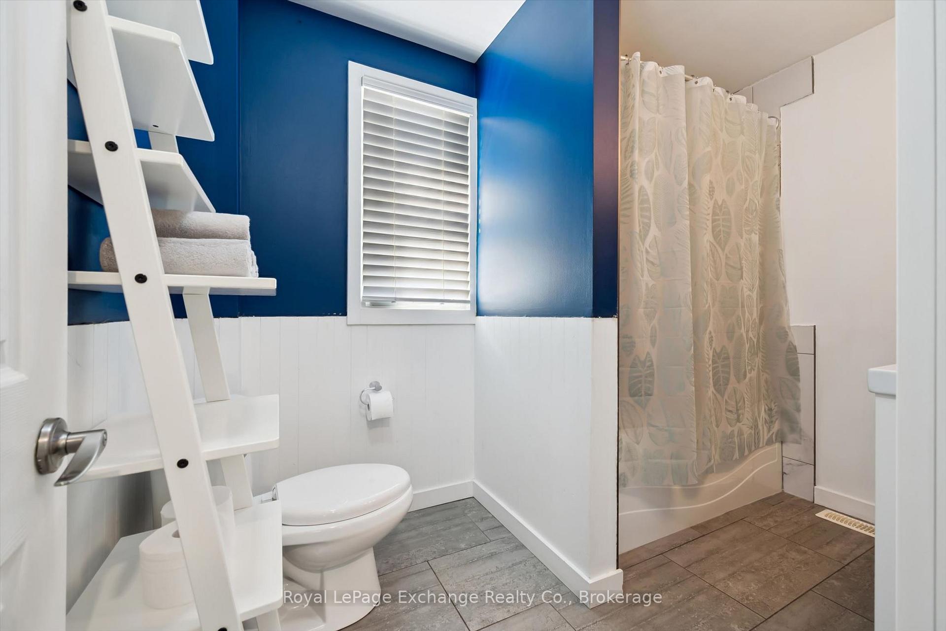 Photo 20 of 68 Elgin Street S, Cambridge, Alison — HOMEH