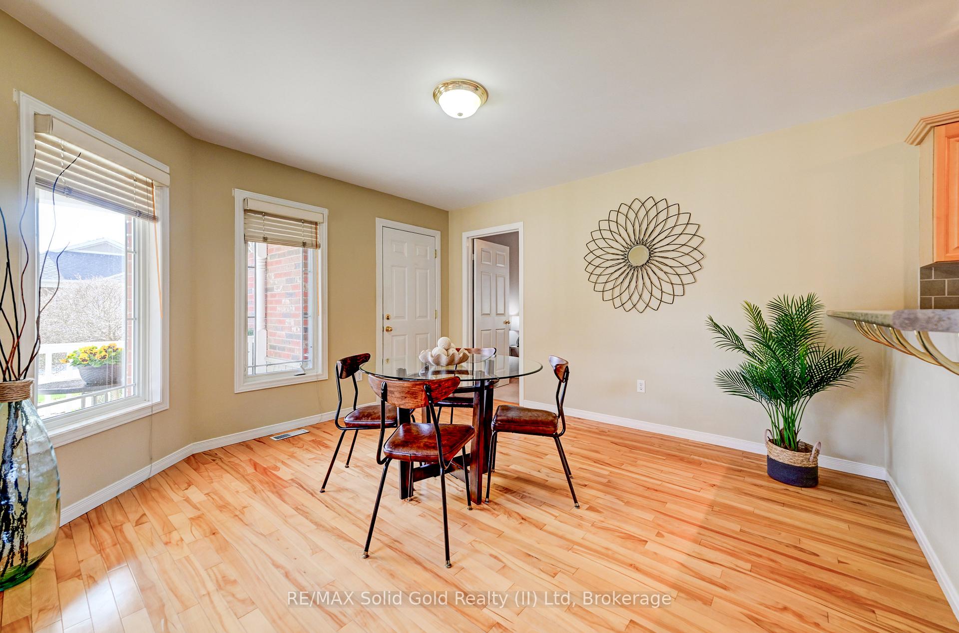 Photo 5 of Unit 8, 1662 Erbs Road, Wilmot — HOMEH