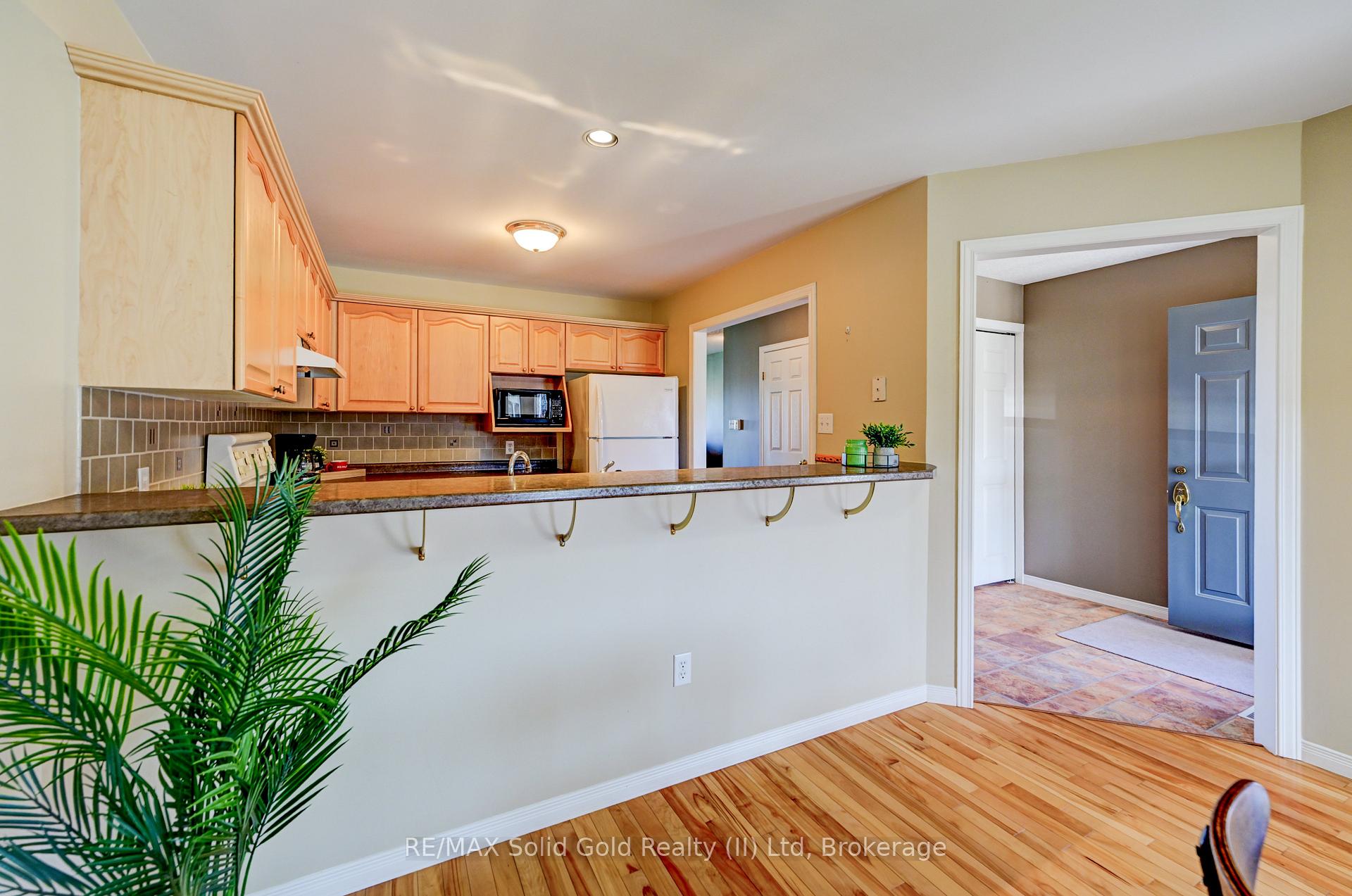 Photo 8 of Unit 8, 1662 Erbs Road, Wilmot — HOMEH
