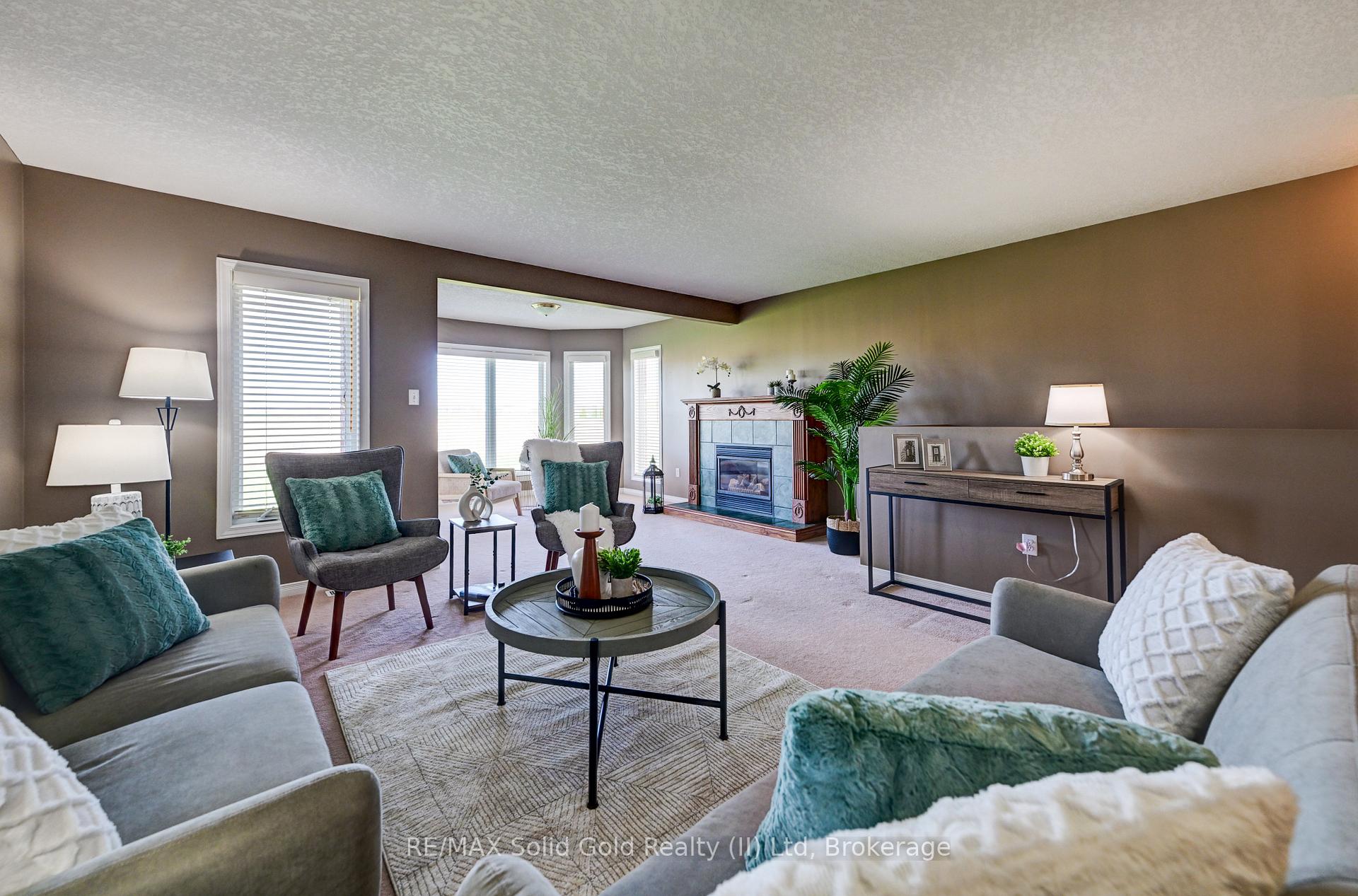 Photo 10 of Unit 8, 1662 Erbs Road, Wilmot — HOMEH