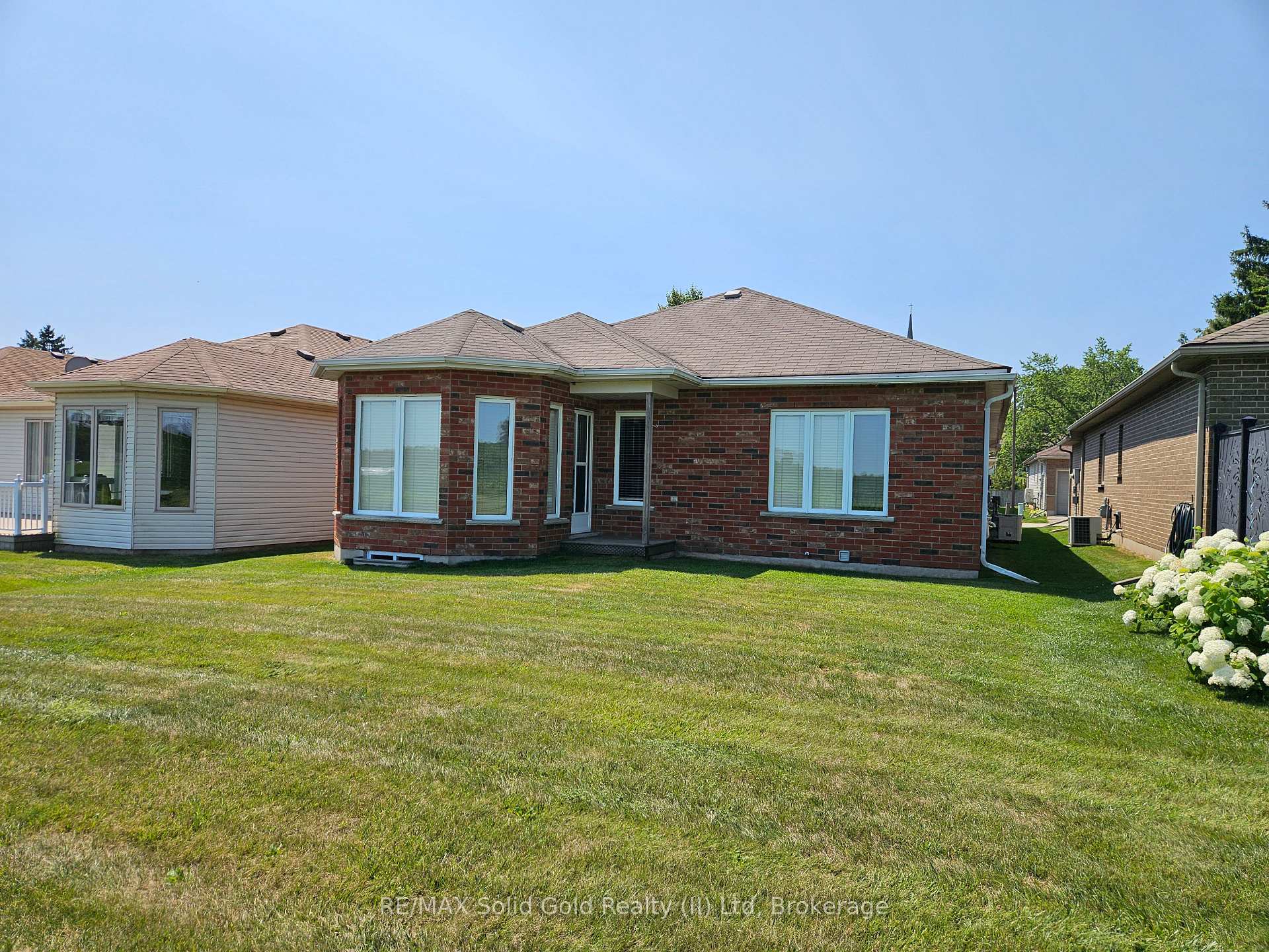 Photo 25 of Unit 8, 1662 Erbs Road, Wilmot — HOMEH