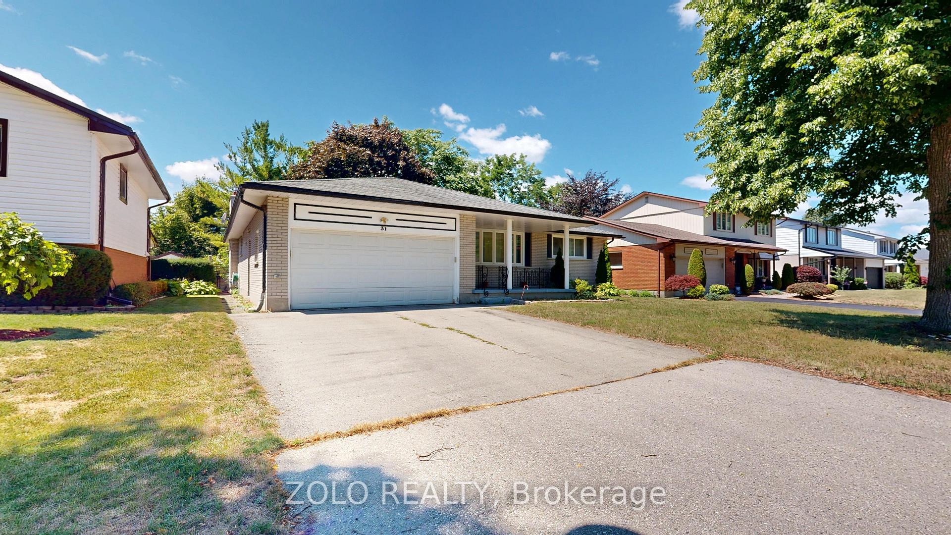 Front of 31 Applewood Lane