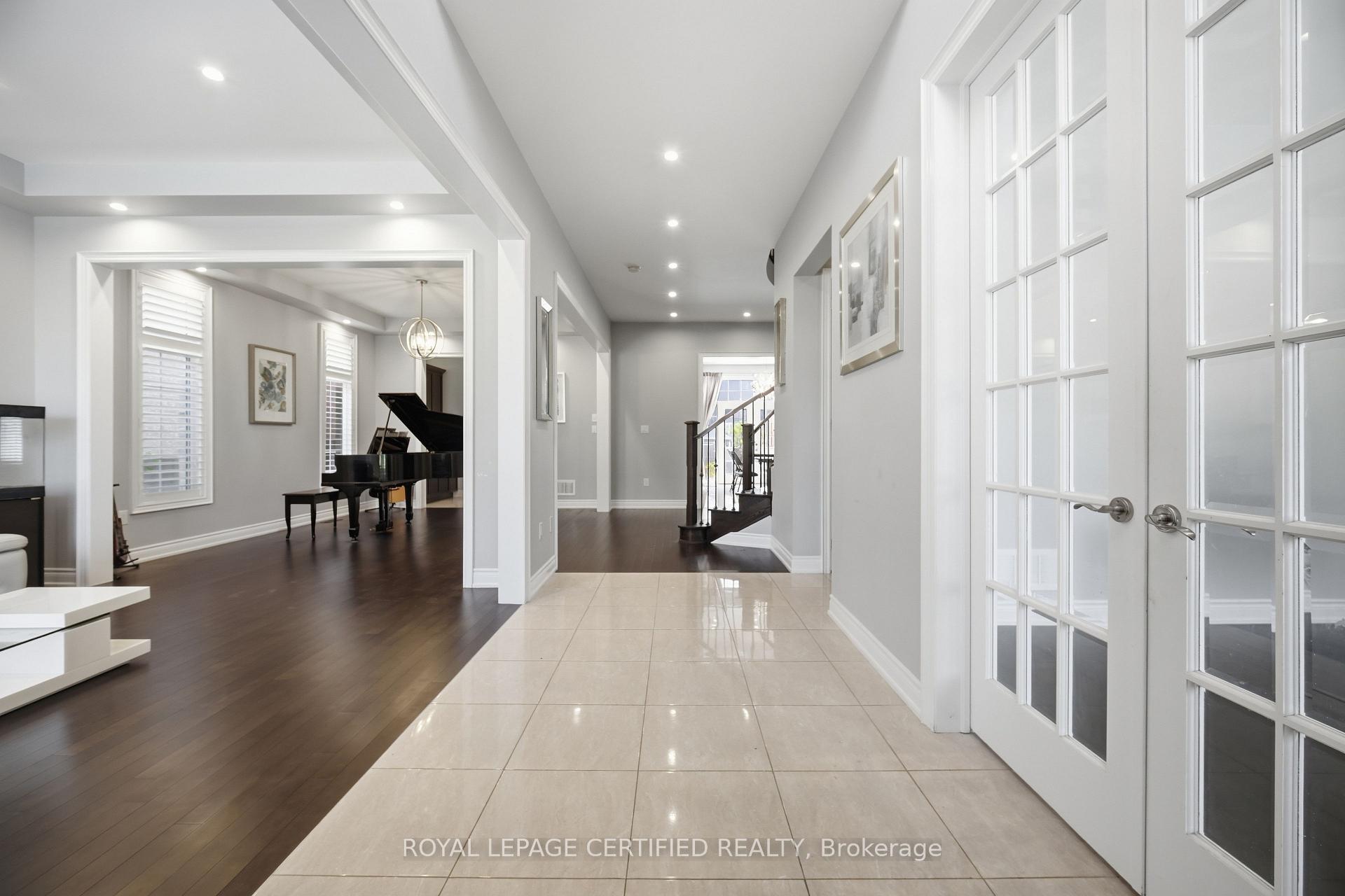 Photo 3 of 8833 Creditview Road, Brampton, Credit Valley — HOMEH