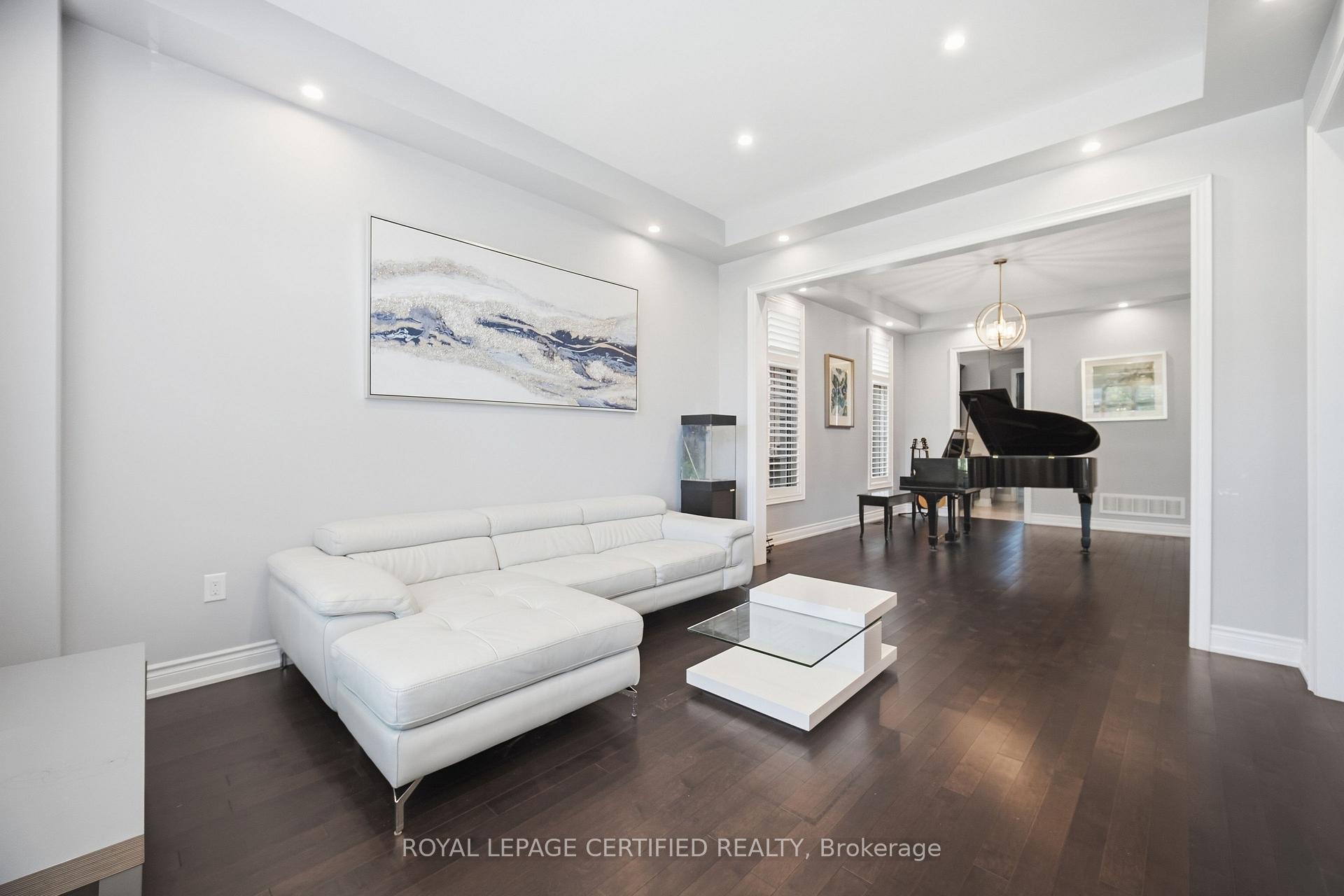 Photo 6 of 8833 Creditview Road, Brampton, Credit Valley — HOMEH