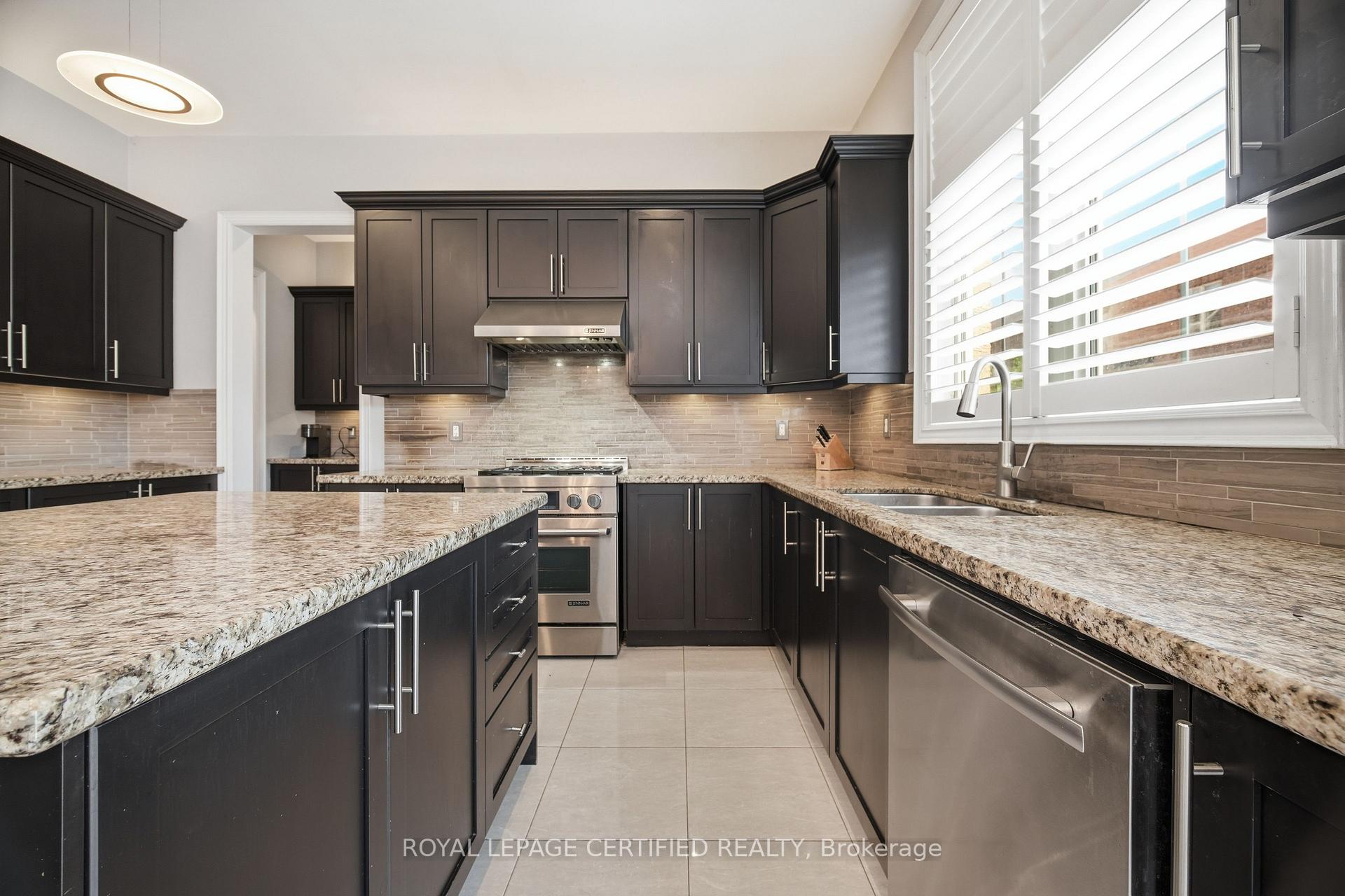 Photo 9 of 8833 Creditview Road, Brampton, Credit Valley — HOMEH