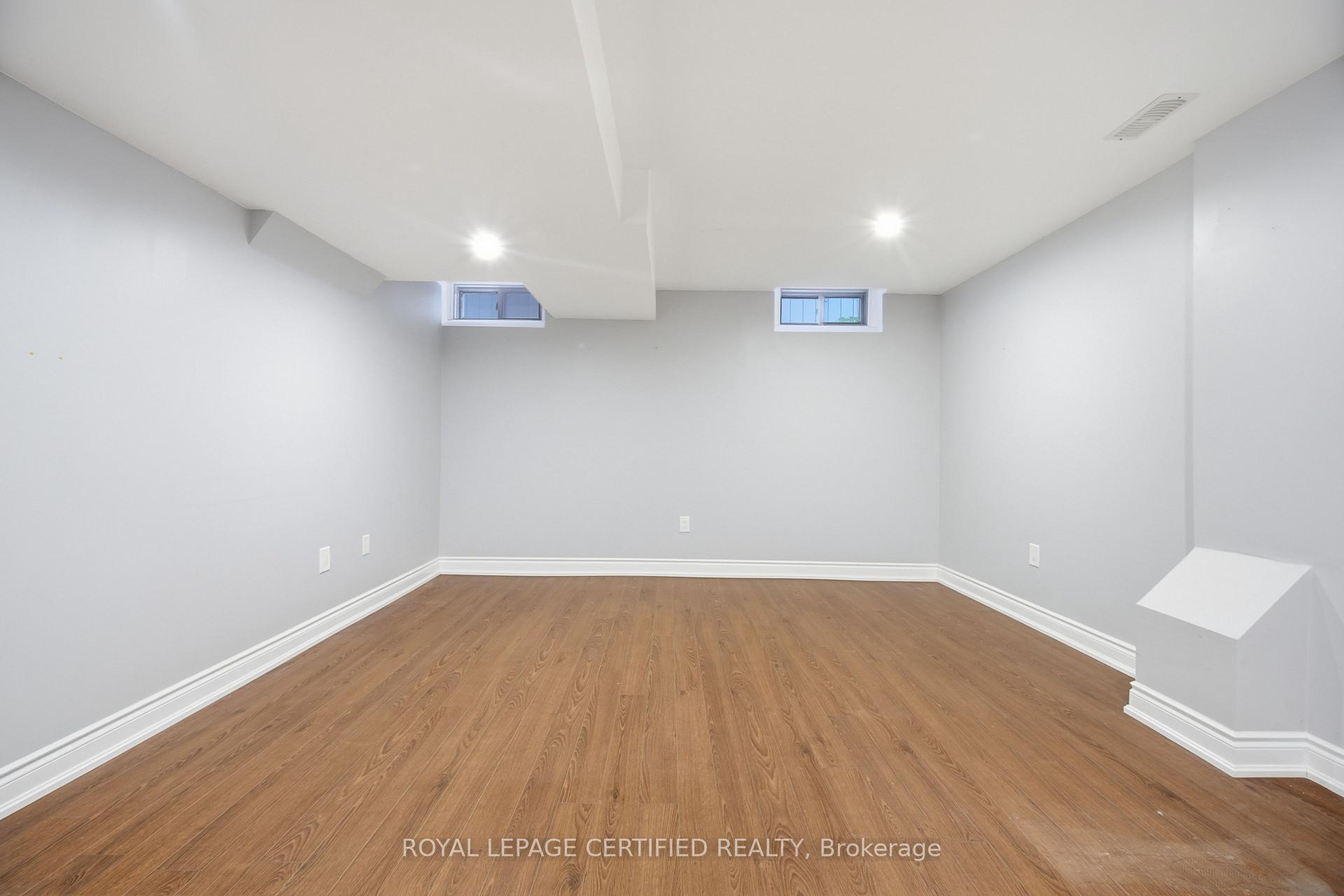 Photo 36 of 8833 Creditview Road, Brampton, Credit Valley — HOMEH