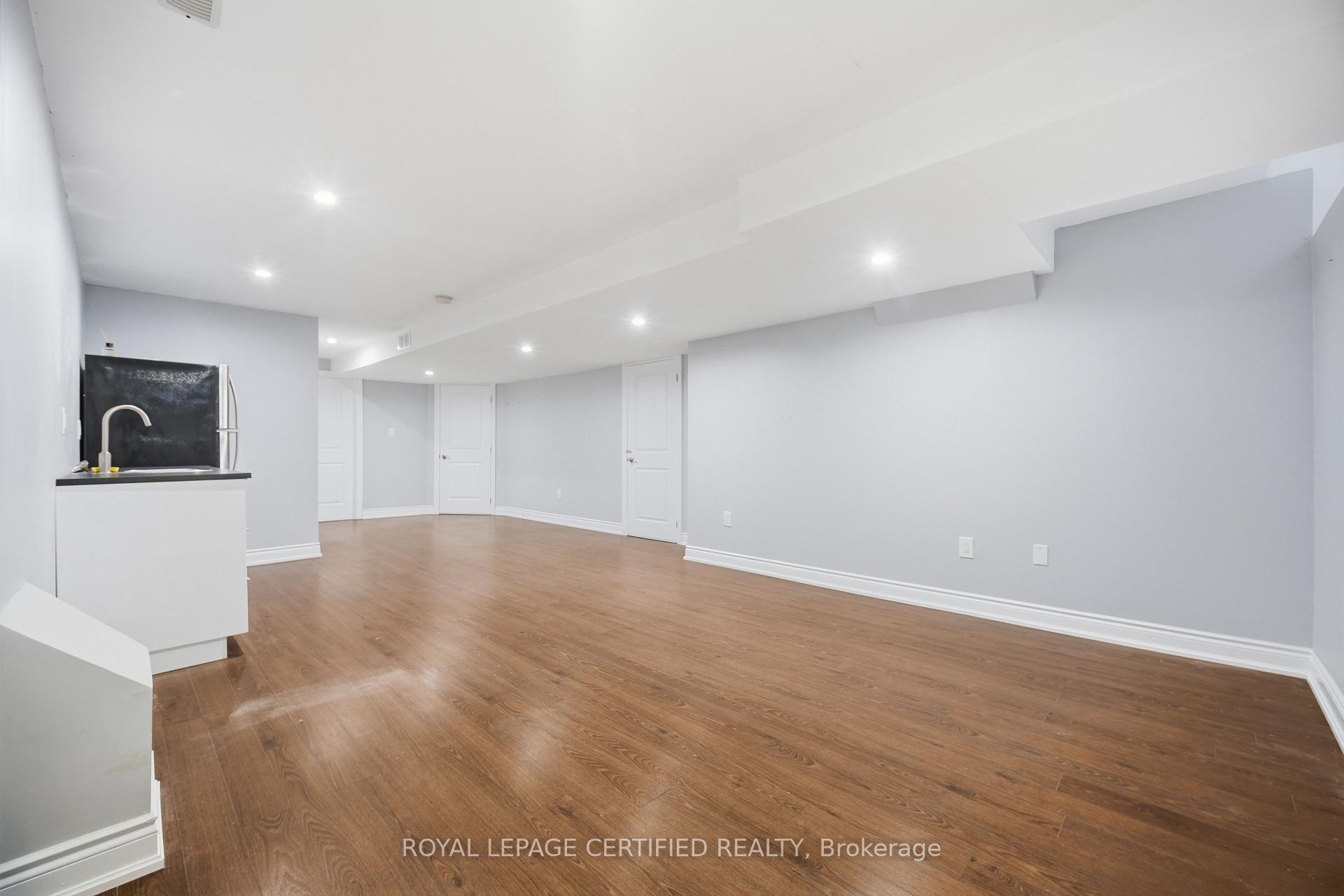 Photo 37 of 8833 Creditview Road, Brampton, Credit Valley — HOMEH