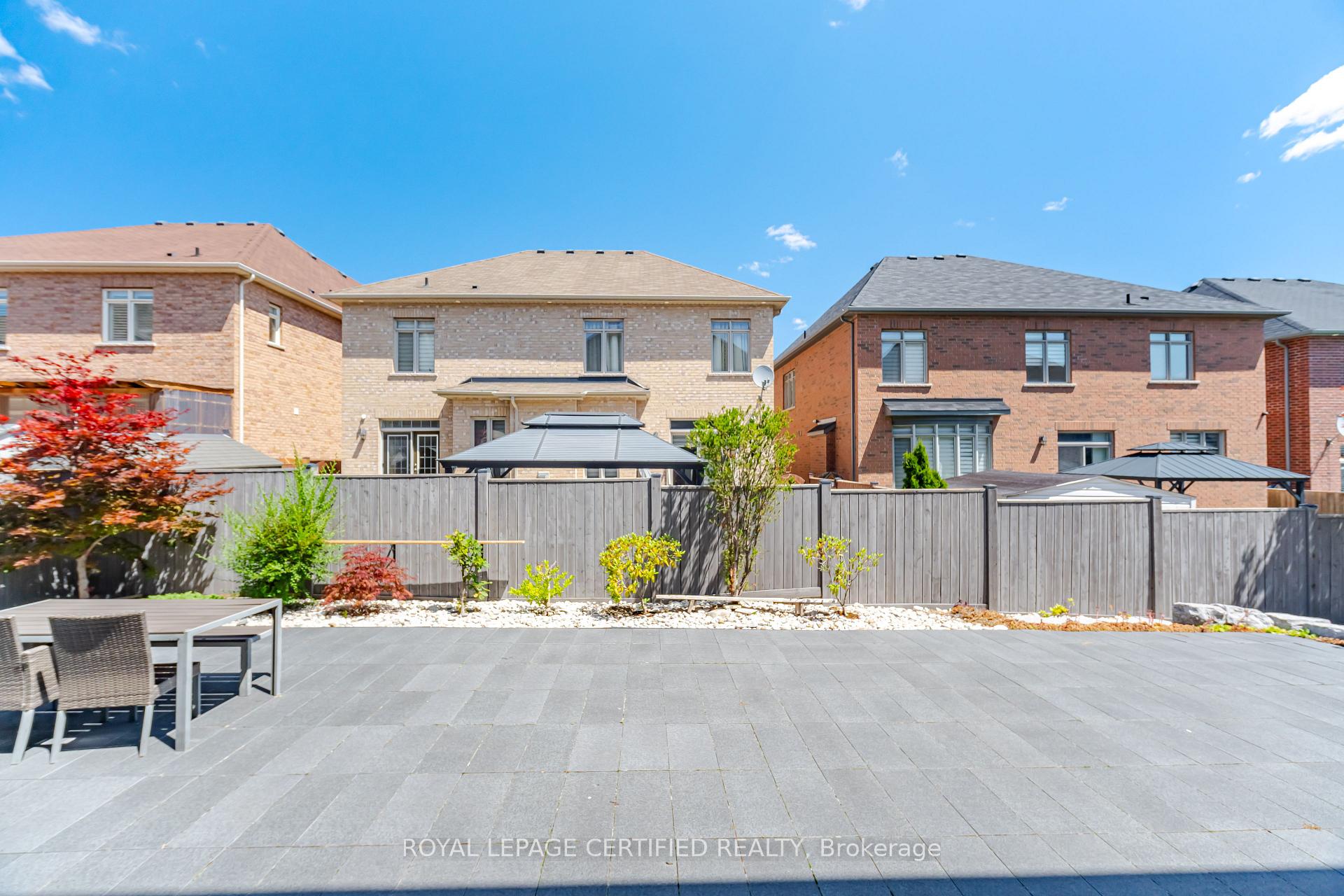 Photo 45 of 8833 Creditview Road, Brampton, Credit Valley — HOMEH