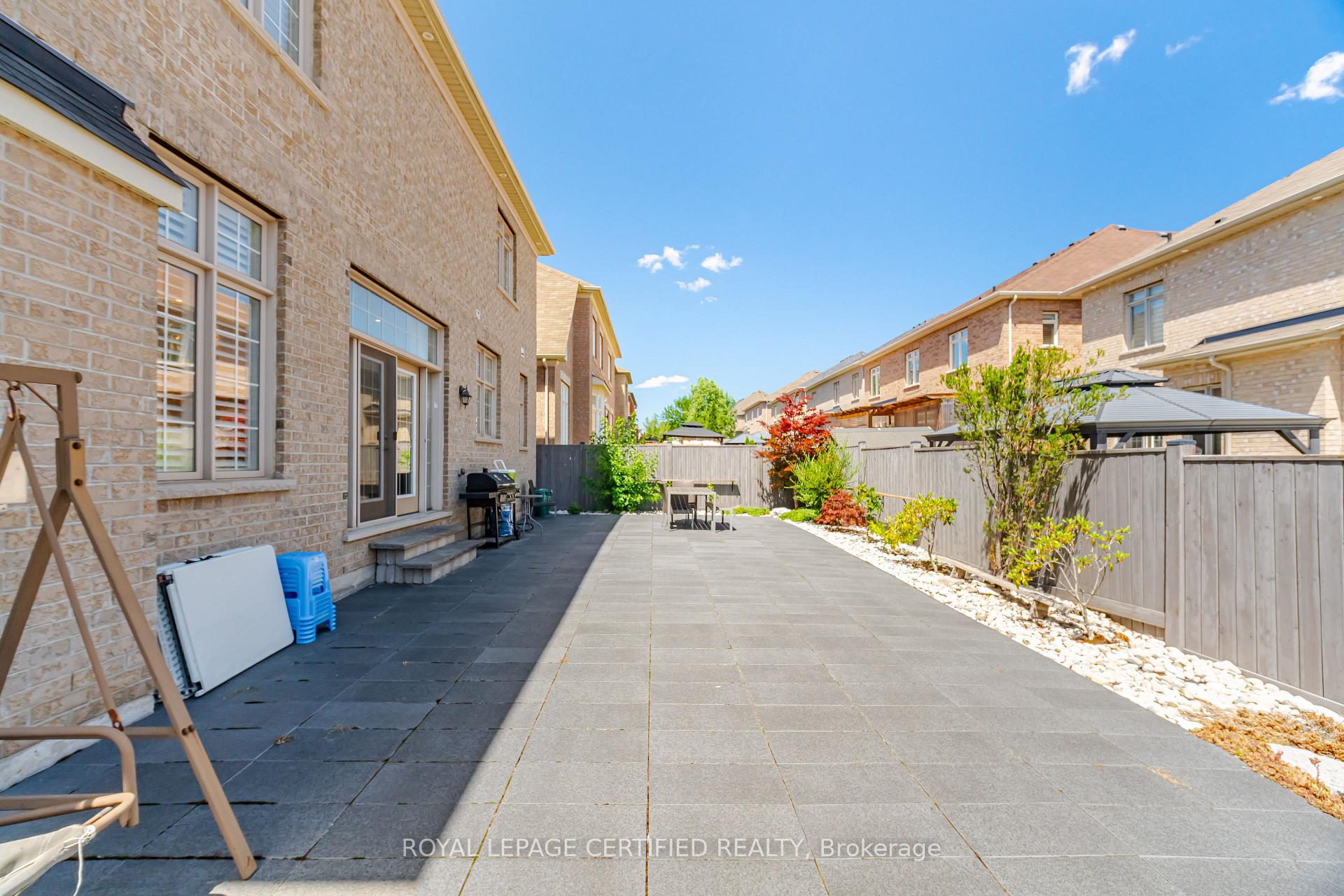 Photo 47 of 8833 Creditview Road, Brampton, Credit Valley — HOMEH