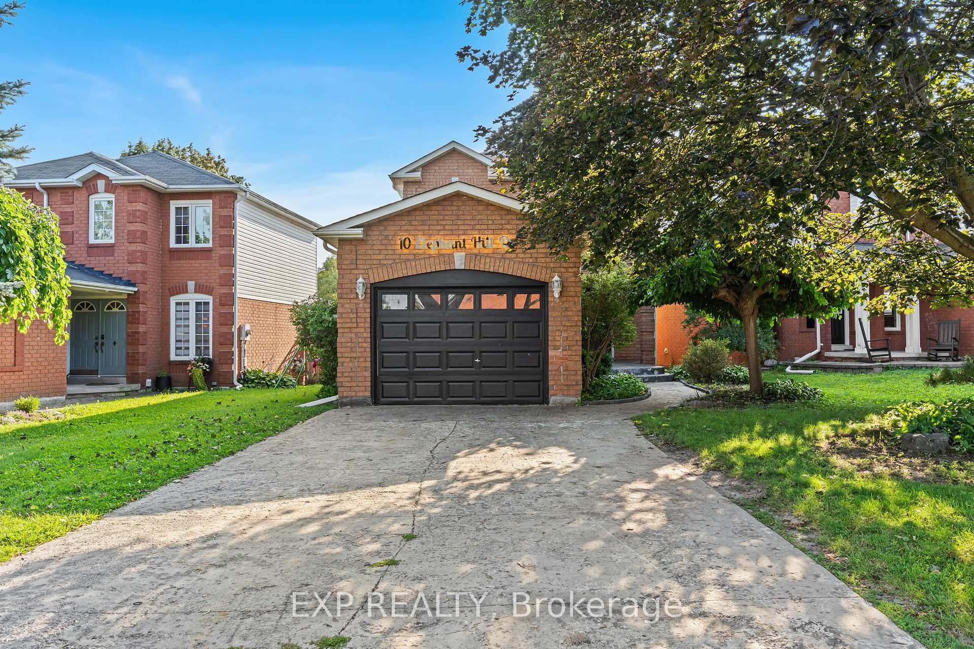 Photo 2 of 10 Elephant Hill Drive, Clarington, Bowmanville — HOMEH