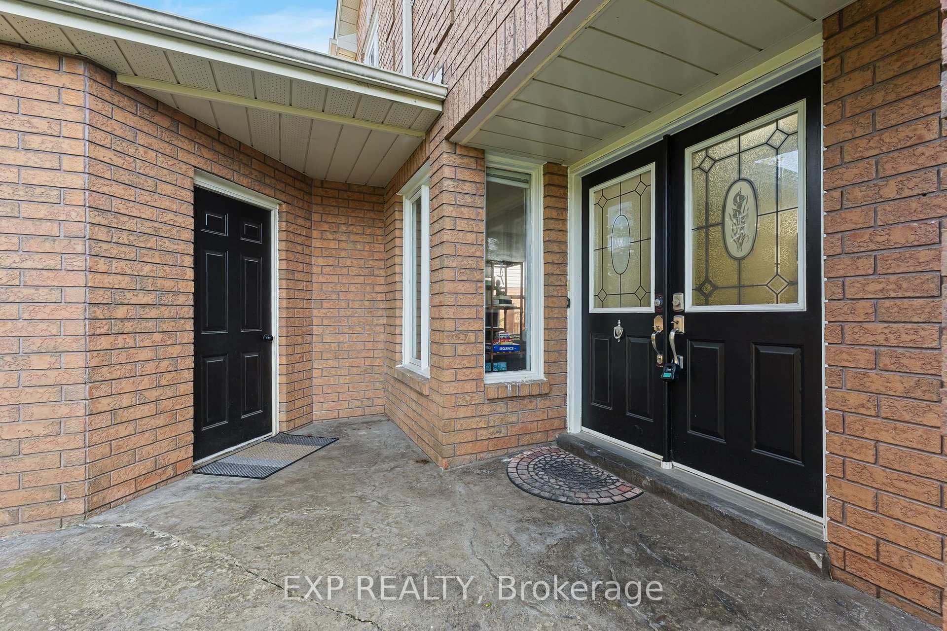 Photo 8 of 10 Elephant Hill Drive, Clarington, Bowmanville — HOMEH