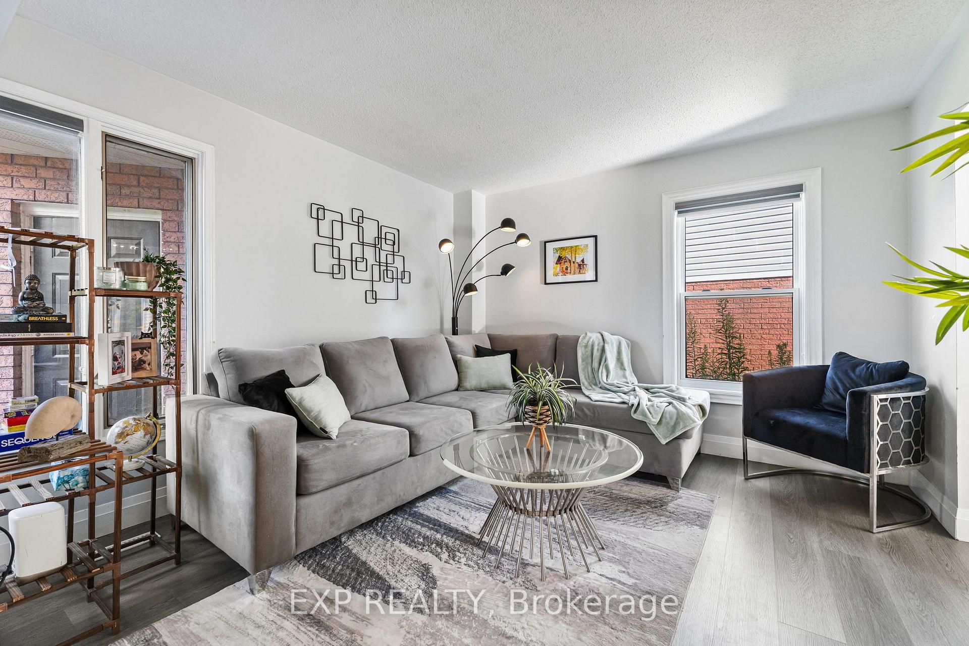 Photo 14 of 10 Elephant Hill Drive, Clarington, Bowmanville — HOMEH