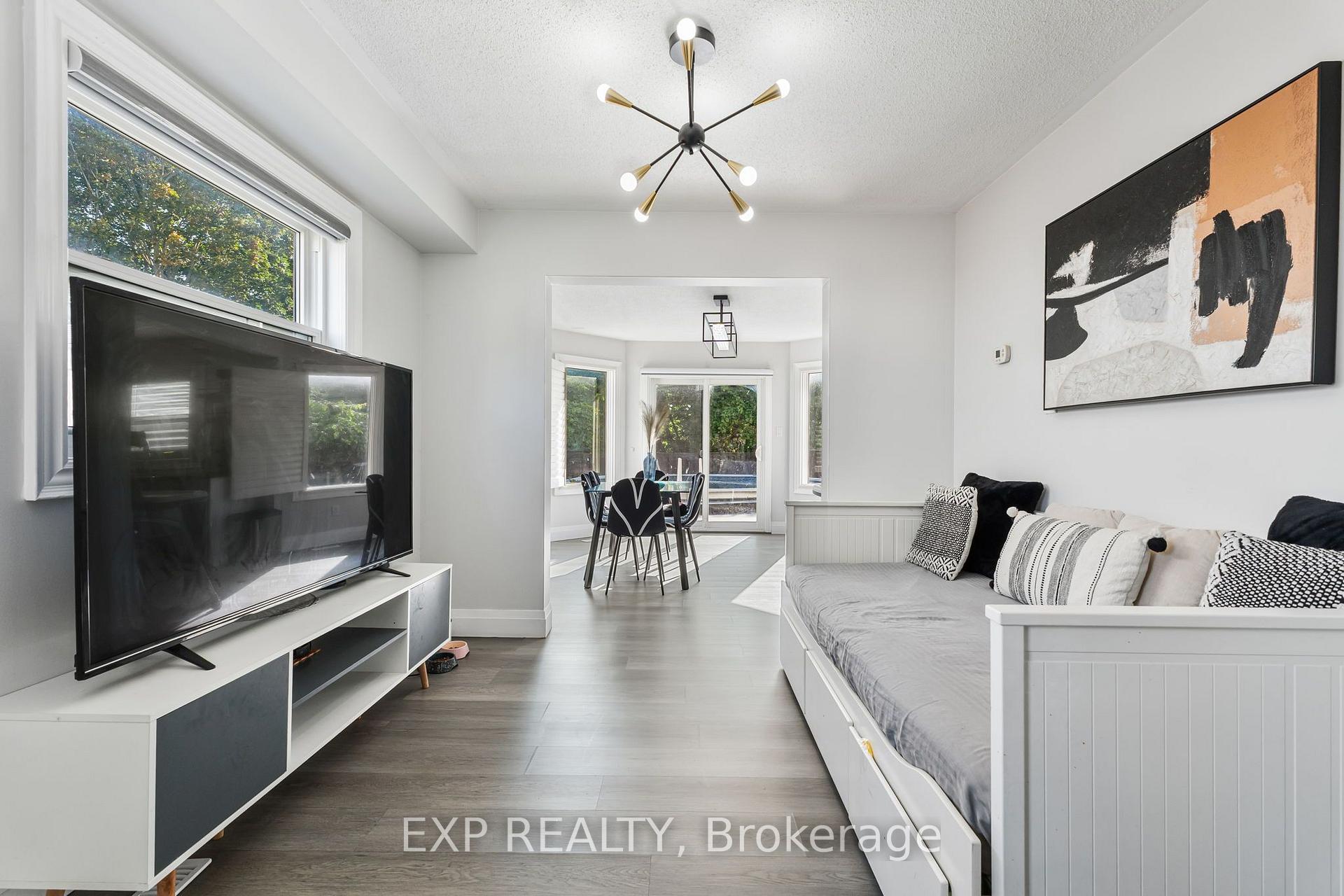Photo 17 of 10 Elephant Hill Drive, Clarington, Bowmanville — HOMEH