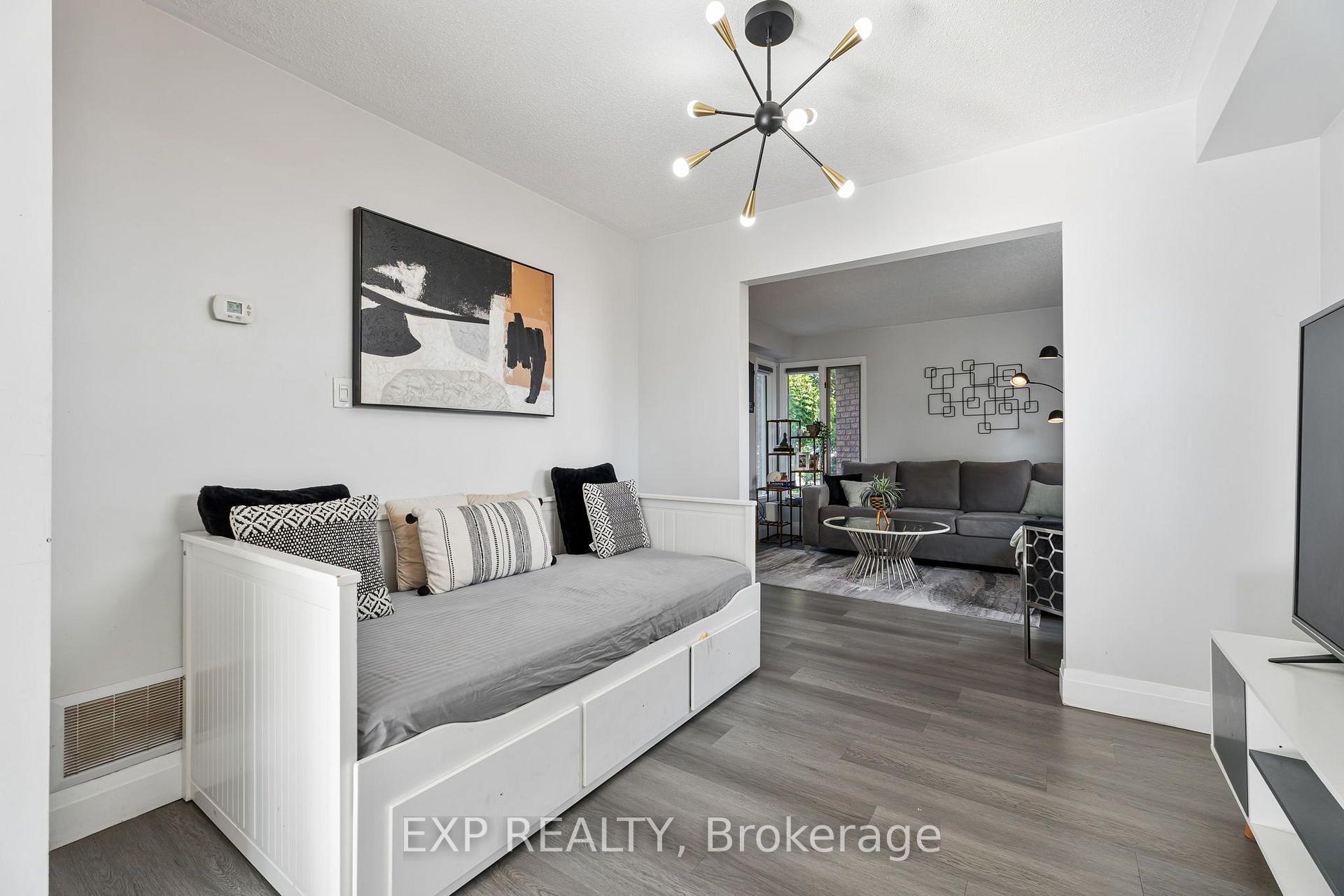 Photo 18 of 10 Elephant Hill Drive, Clarington, Bowmanville — HOMEH
