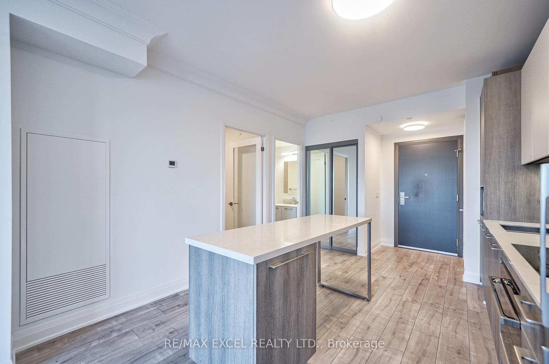 Photo 13 of Unit 3508, 8 Water Walk Drive, Markham, Unionville — HOMEH