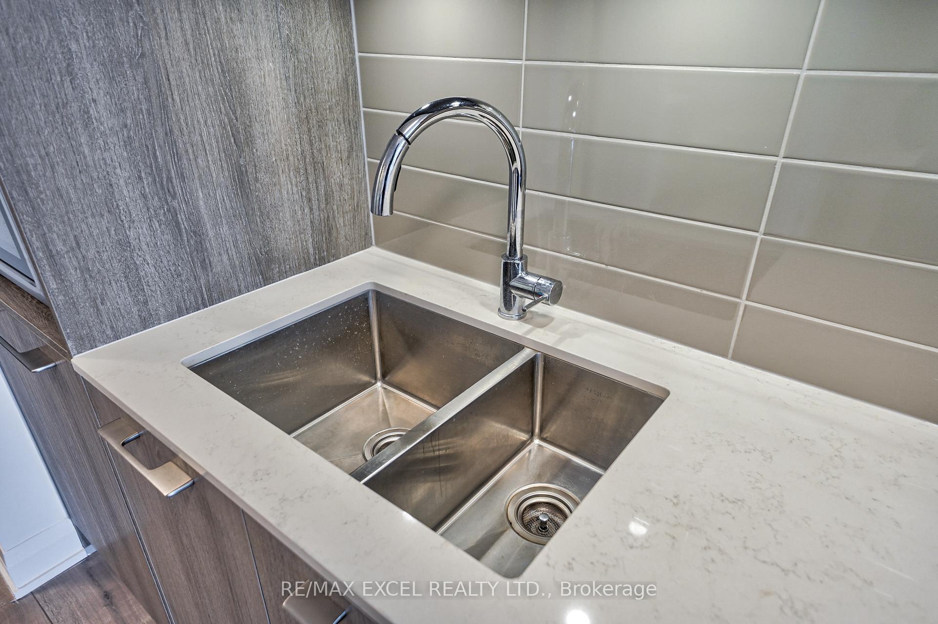 Photo 17 of Unit 3508, 8 Water Walk Drive, Markham, Unionville — HOMEH