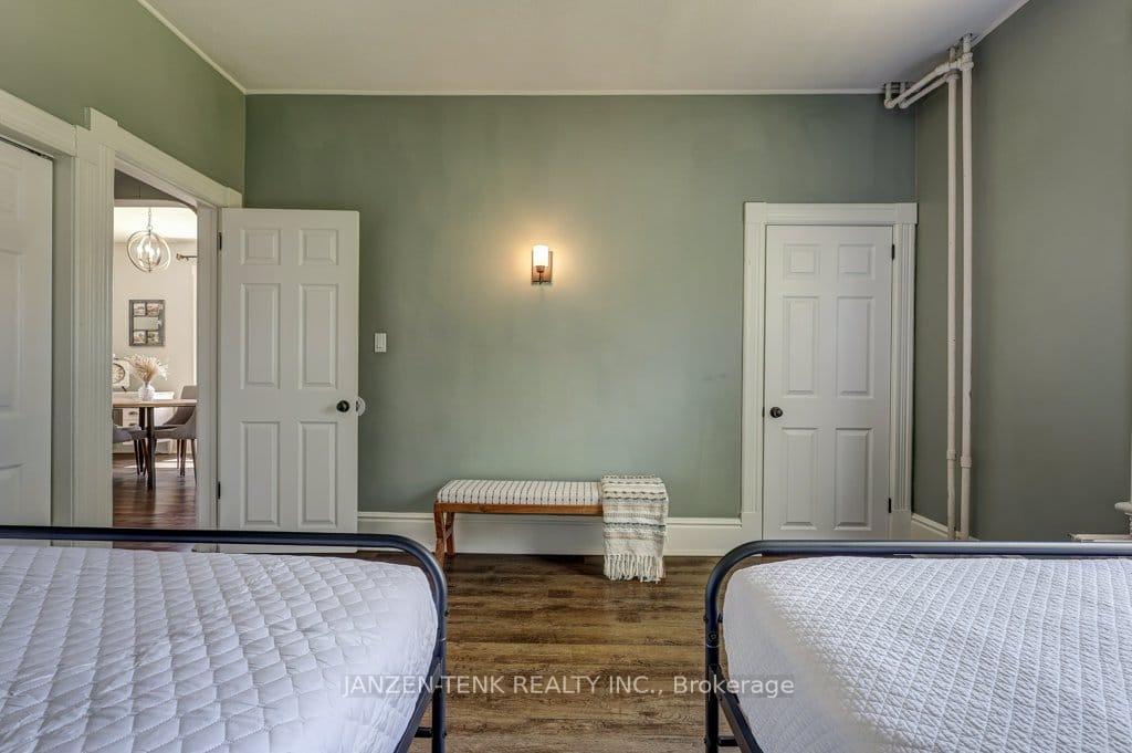 Photo 11 of 17 Oak Street, Aylmer — HOMEH