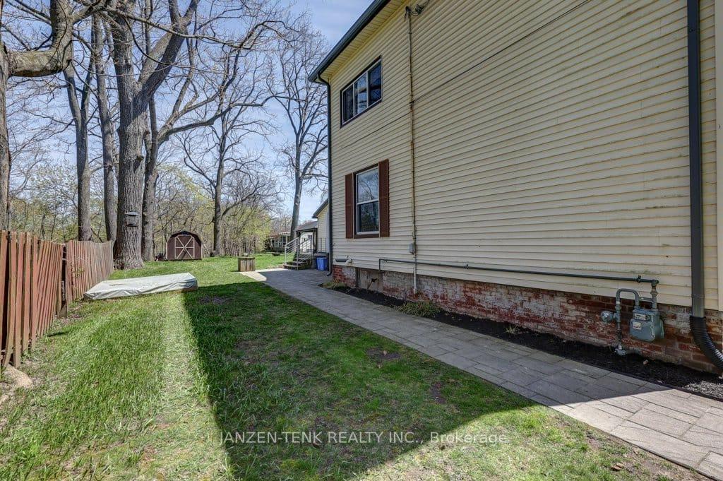 Photo 33 of 17 Oak Street, Aylmer — HOMEH
