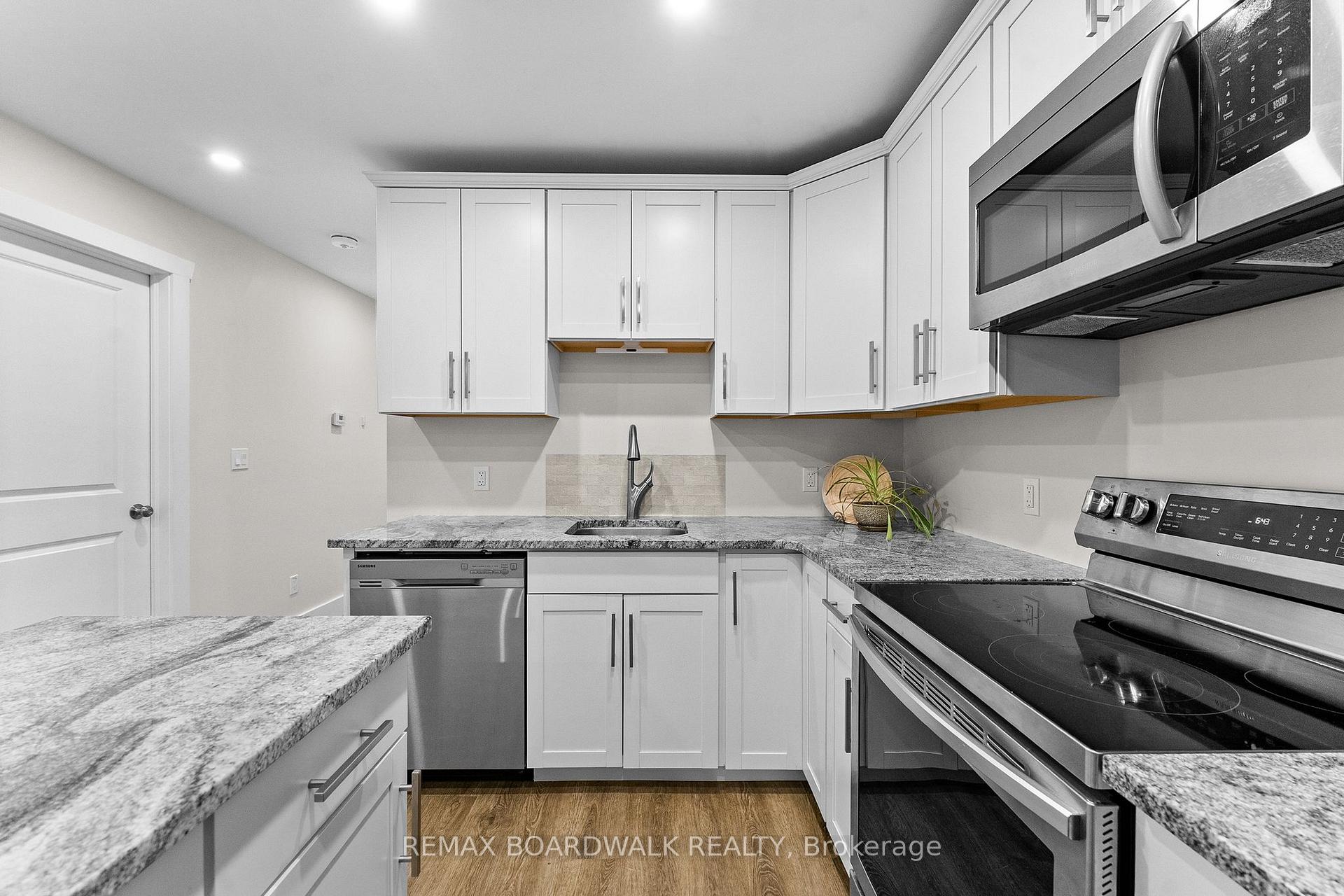 Photo 6 of Unit D, 32 David Street, Edwardsburgh/Cardinal, Edwardsburgh/Cardinal Twp — HOMEH