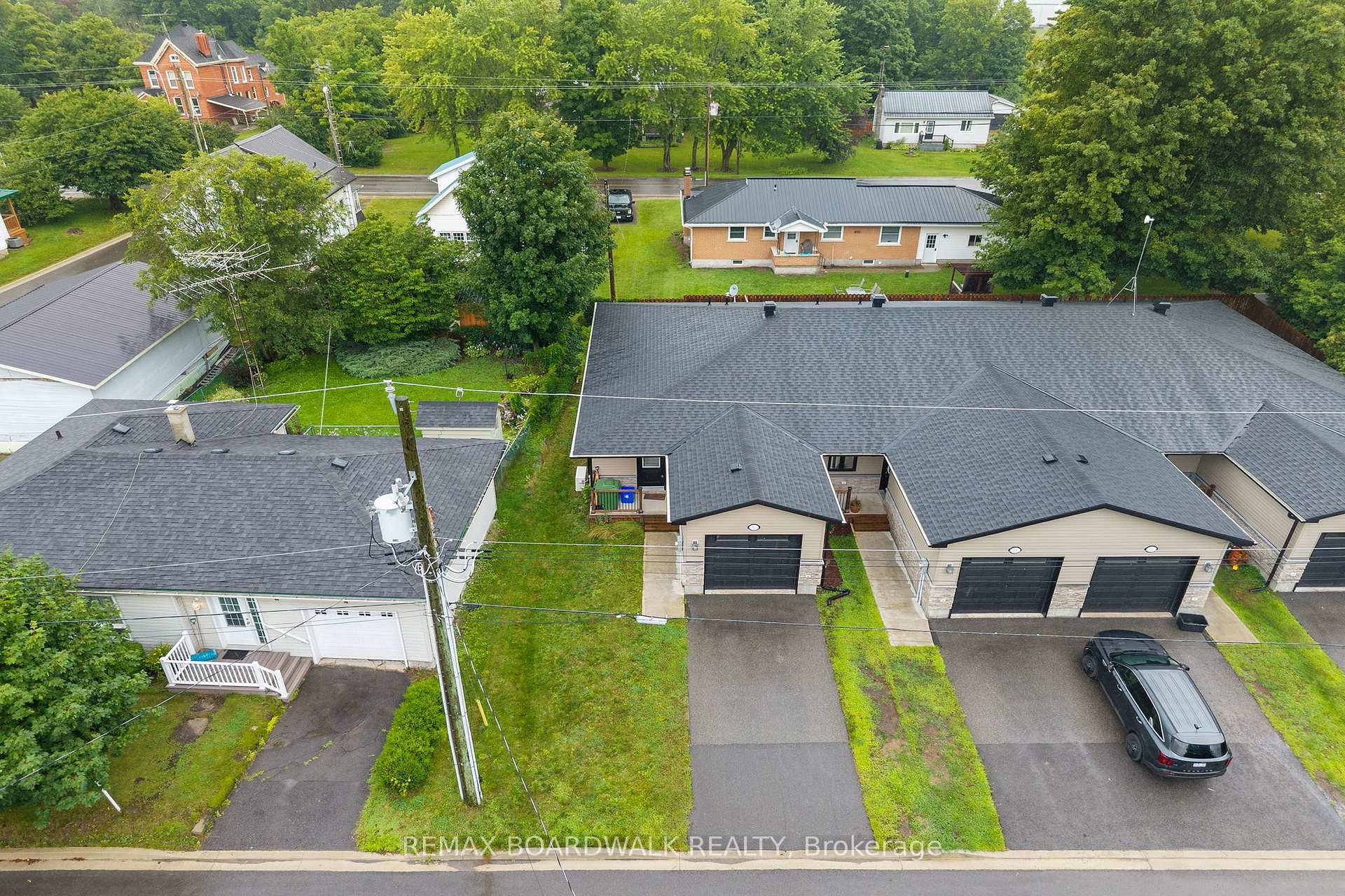 Photo 6 of Unit A, 32 David Street, Edwardsburgh/Cardinal, Edwardsburgh/Cardinal Twp — HOMEH