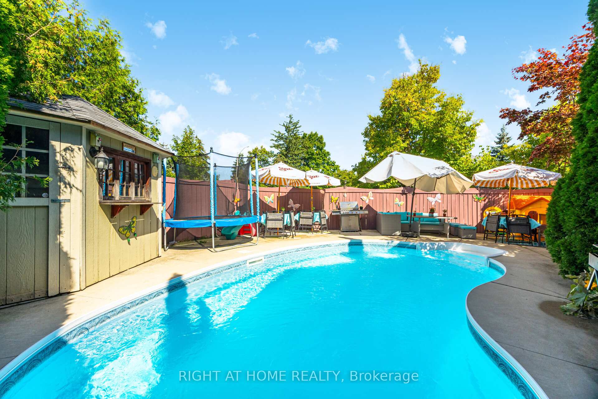 Photo 41 of 2 Melrose Gardens, Brampton, Snelgrove — HOMEH