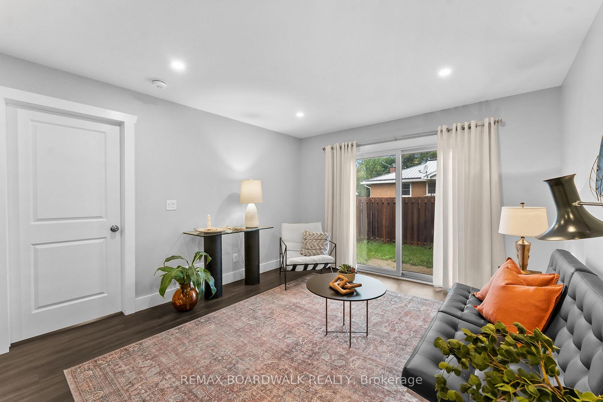 Photo 7 of Unit B, 32 David Street, Edwardsburgh/Cardinal, Edwardsburgh/Cardinal Twp — HOMEH