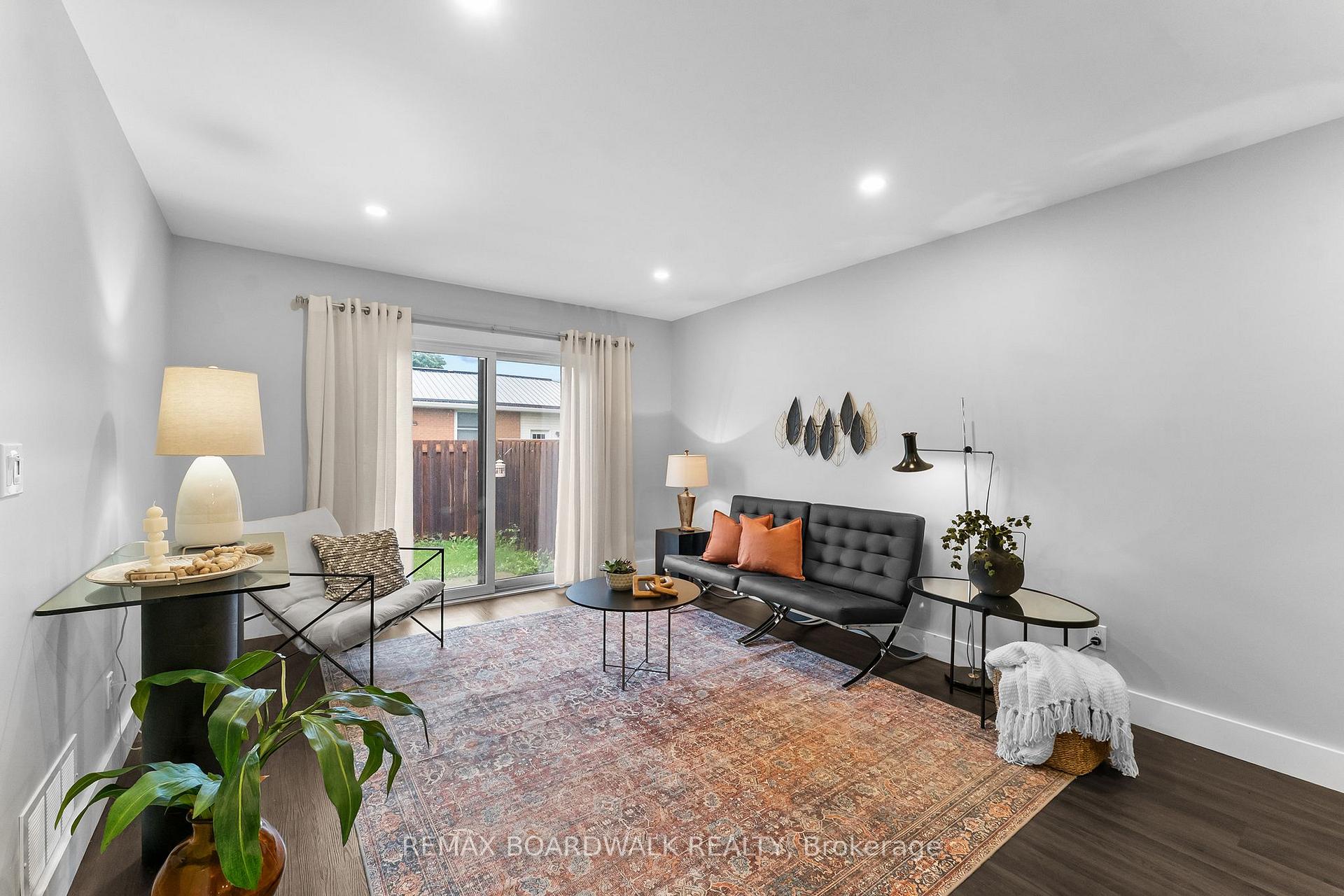 Photo 8 of Unit B, 32 David Street, Edwardsburgh/Cardinal, Edwardsburgh/Cardinal Twp — HOMEH