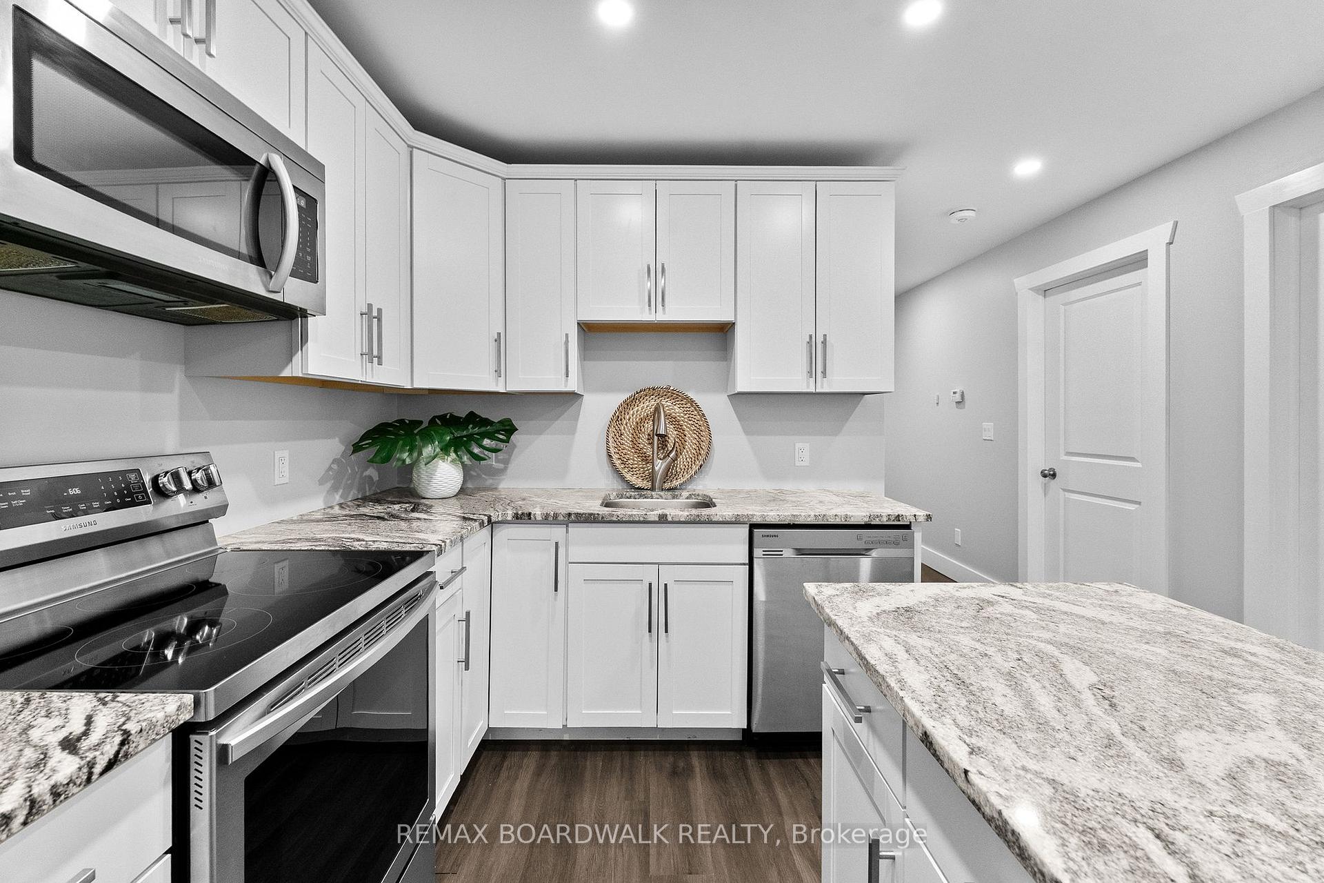 Photo 15 of Unit B, 32 David Street, Edwardsburgh/Cardinal, Edwardsburgh/Cardinal Twp — HOMEH