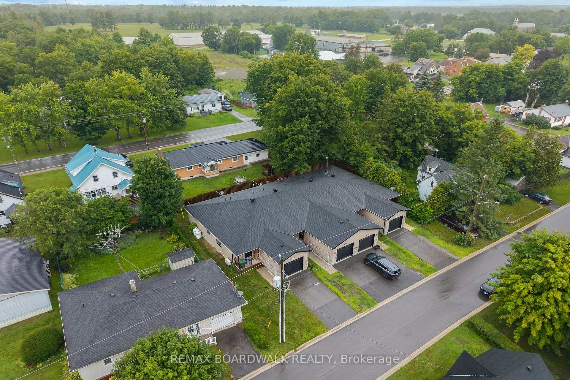 Photo 32 of Unit B, 32 David Street, Edwardsburgh/Cardinal, Edwardsburgh/Cardinal Twp — HOMEH