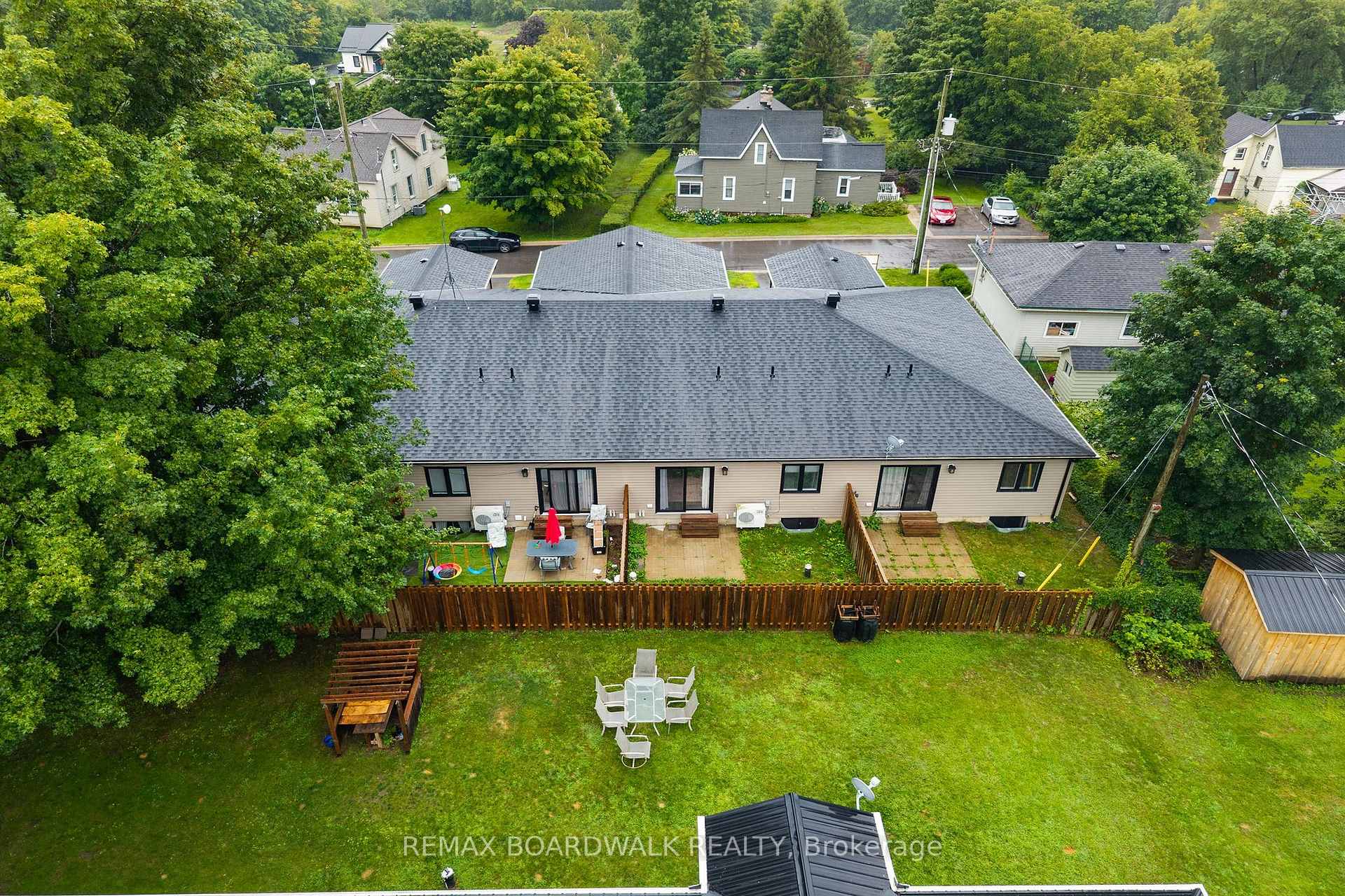 Photo 5 of Unit C, 32 David Street, Edwardsburgh/Cardinal, Edwardsburgh/Cardinal Twp — HOMEH
