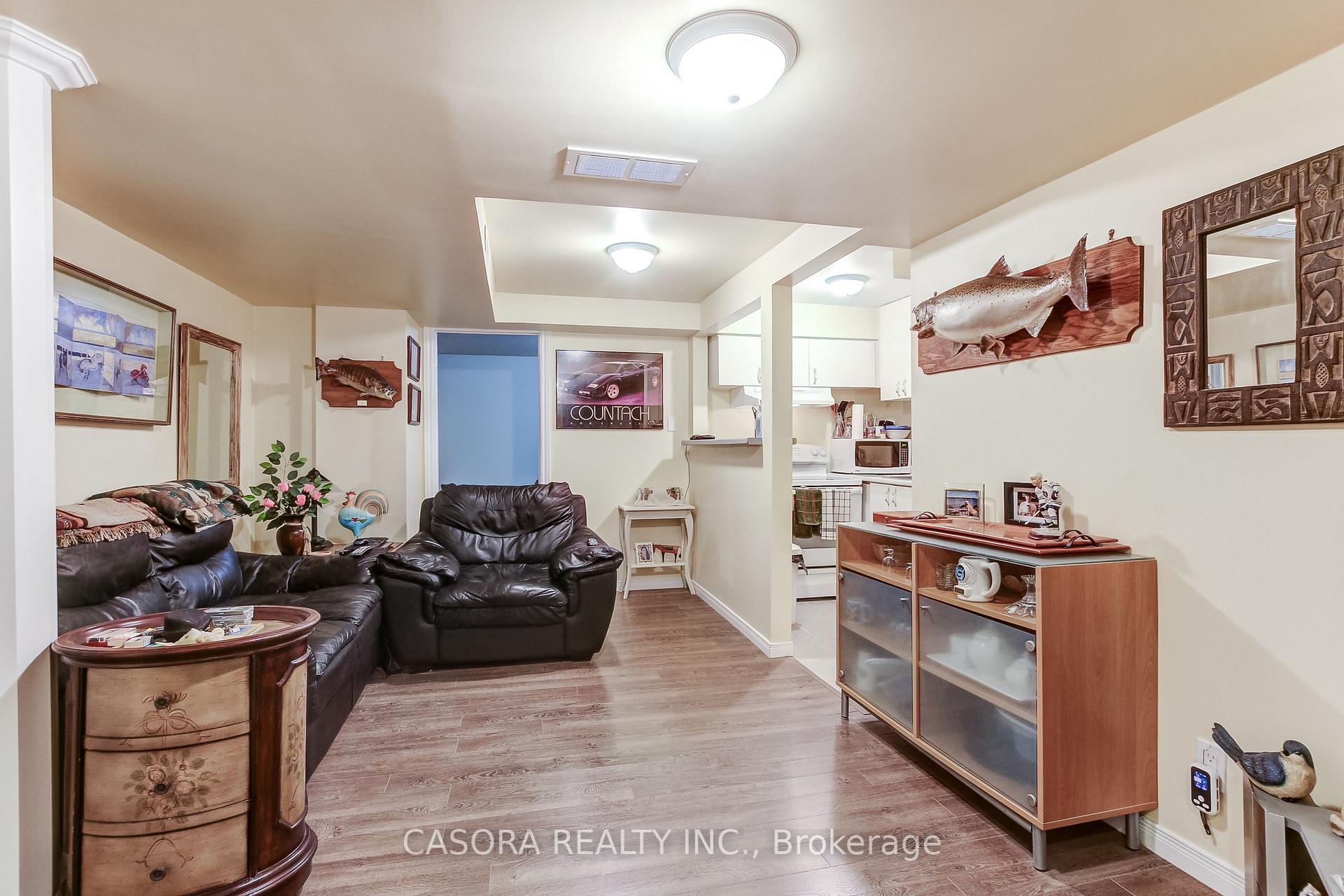 Photo 14 of 2461 Headon Forest Drive, Burlington, Headon — HOMEH