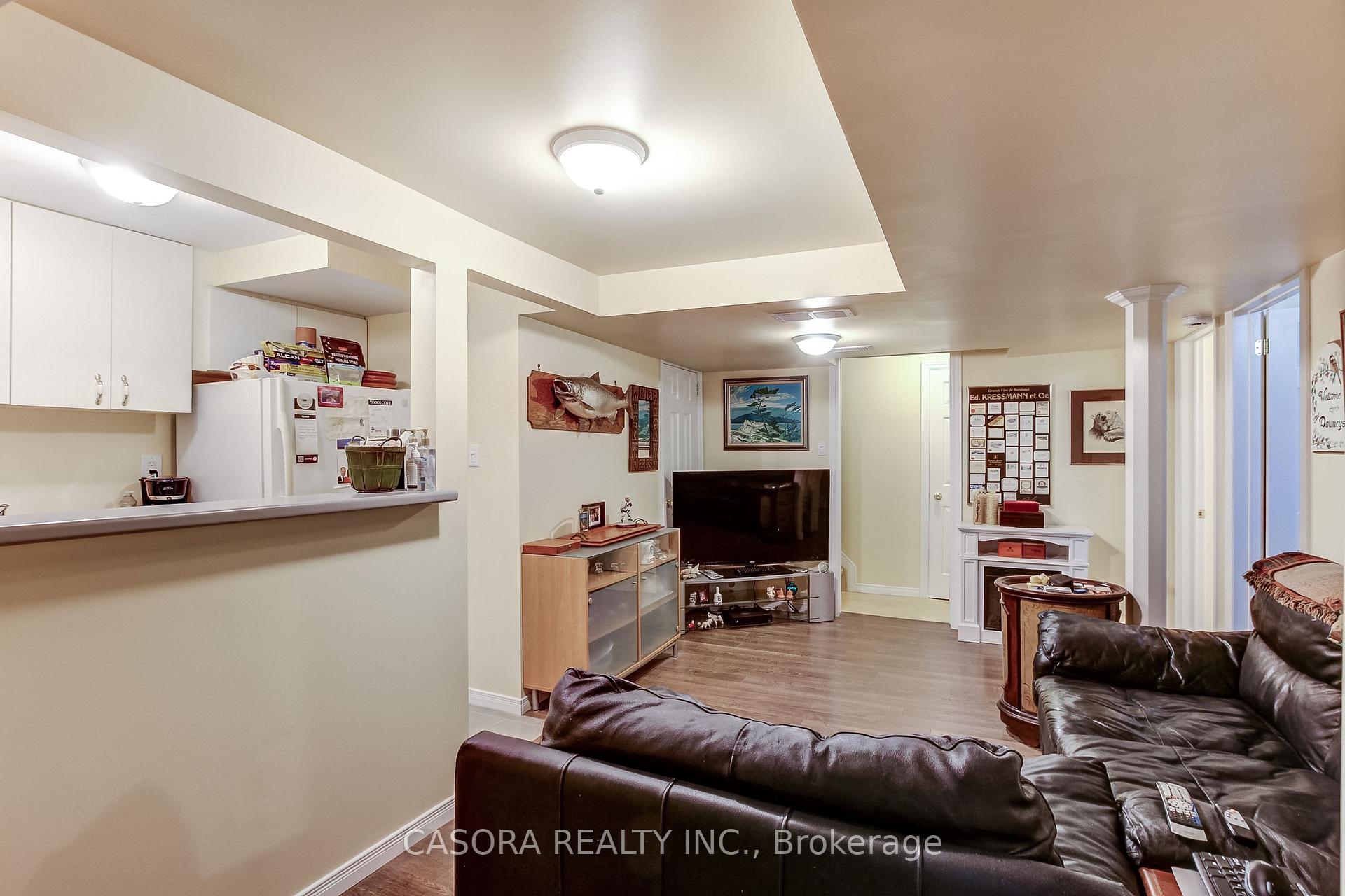 Photo 17 of 2461 Headon Forest Drive, Burlington, Headon — HOMEH