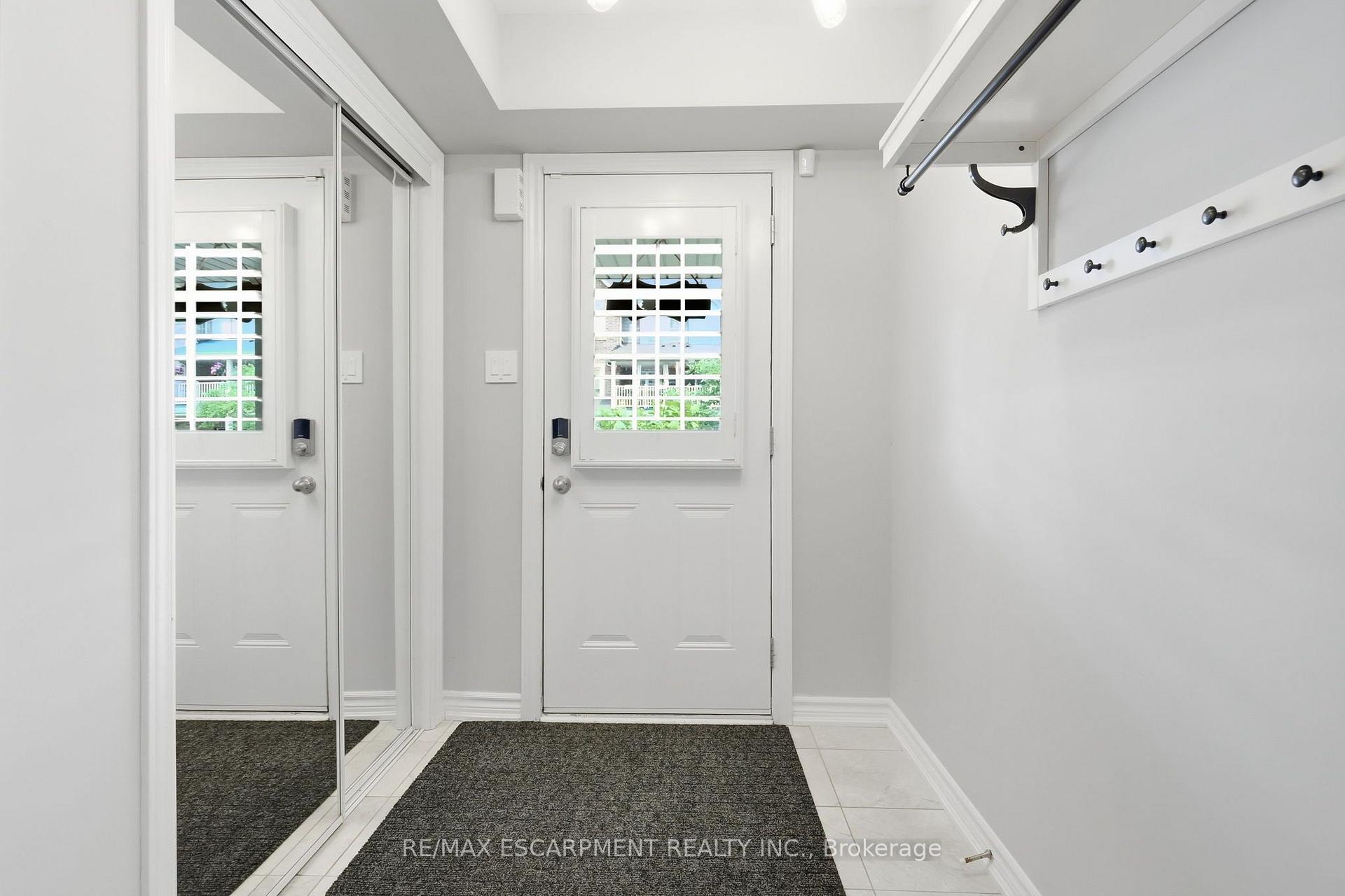 Photo 4 of 87 Hugill Way, Hamilton, Waterdown — HOMEH