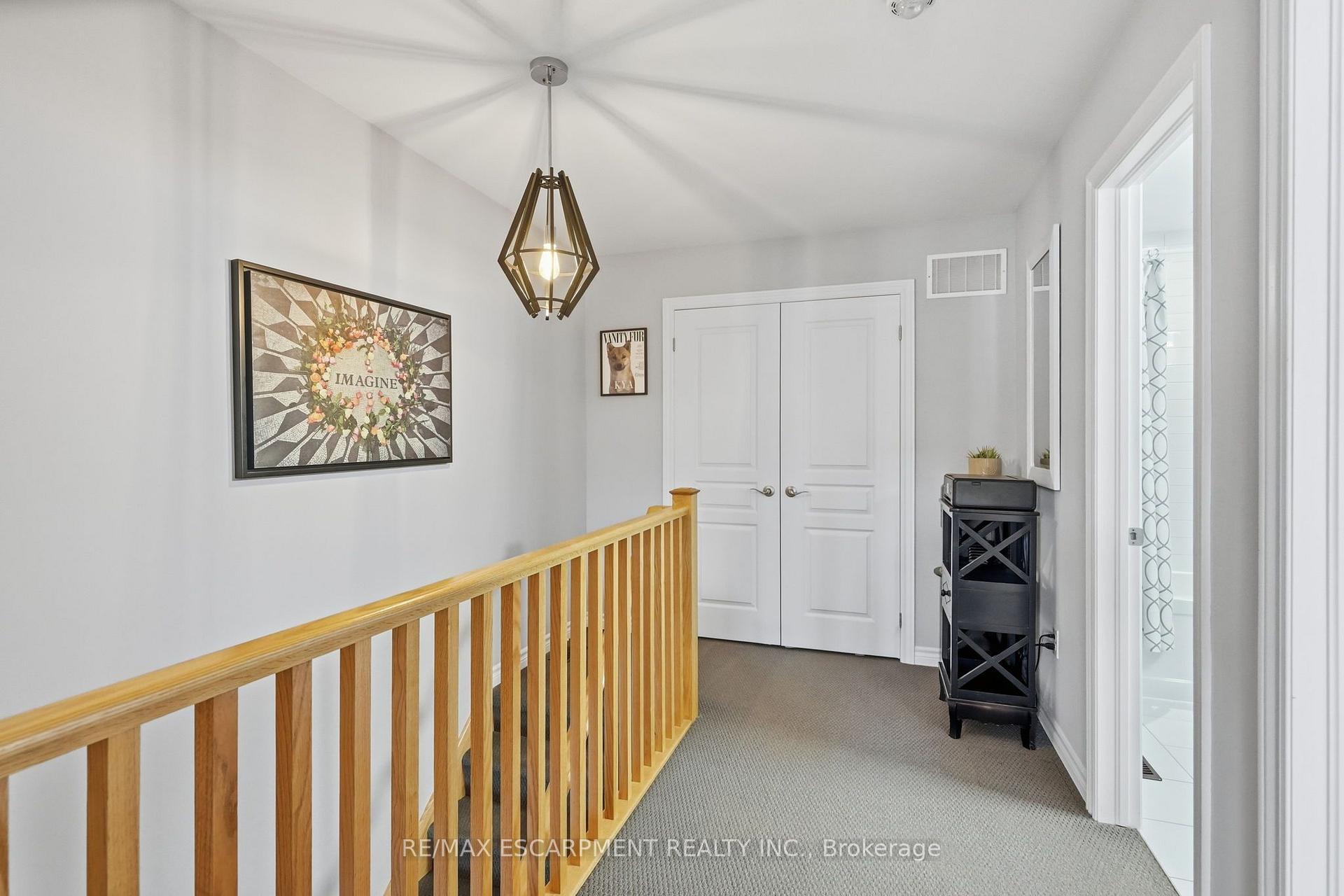 Photo 17 of 87 Hugill Way, Hamilton, Waterdown — HOMEH
