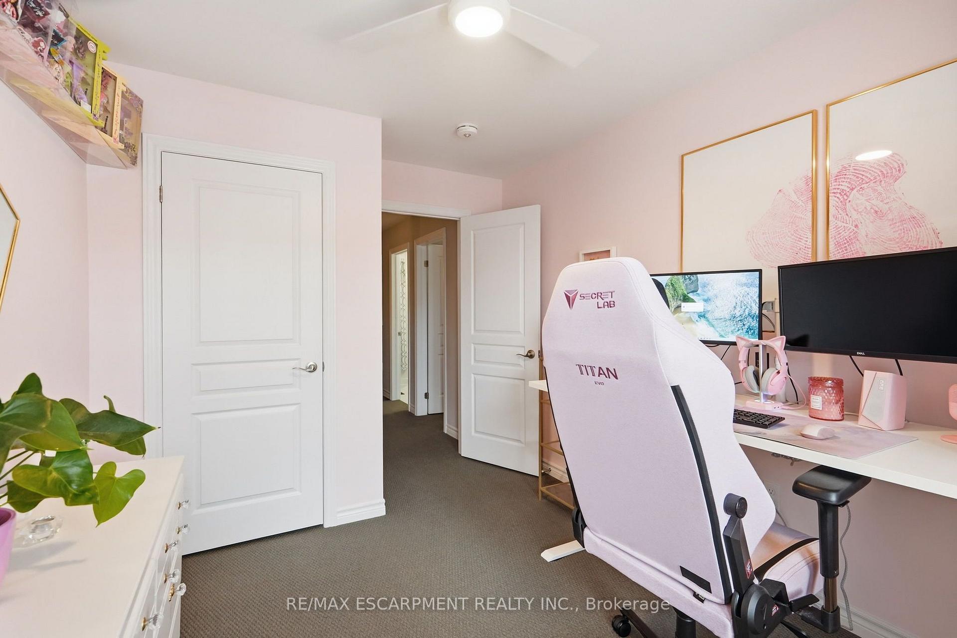 Photo 24 of 87 Hugill Way, Hamilton, Waterdown — HOMEH