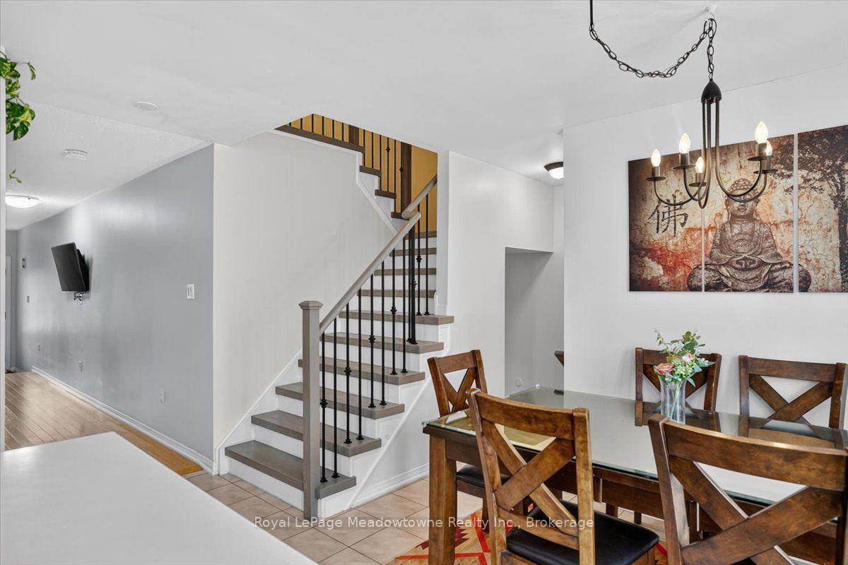 Photo 6 of 1138 Charlton Way, Milton, Dempsey — HOMEH