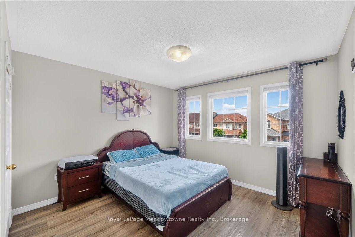 Photo 9 of 1138 Charlton Way, Milton, Dempsey — HOMEH