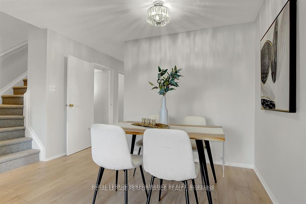 Photo 4 of 2603 Pimlico Crescent, Ottawa, Emerald Woods/Sawmill Creek — HOMEH