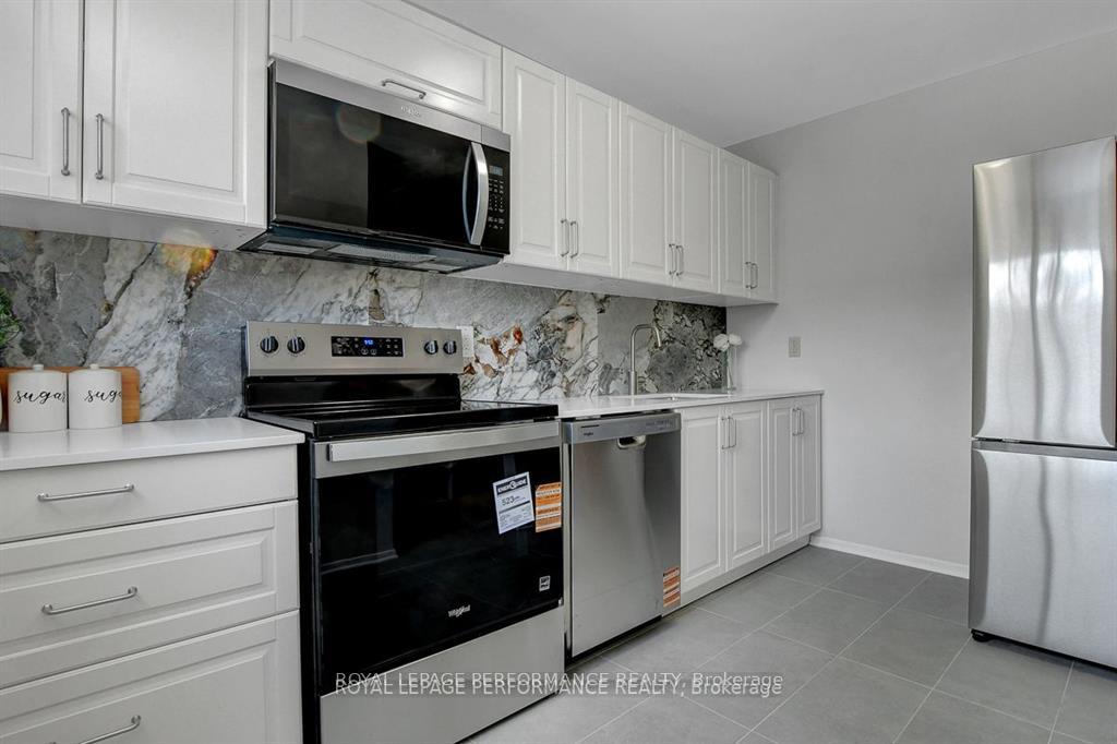 Photo 9 of 2603 Pimlico Crescent, Ottawa, Emerald Woods/Sawmill Creek — HOMEH