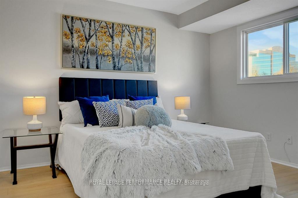 Photo 12 of 2603 Pimlico Crescent, Ottawa, Emerald Woods/Sawmill Creek — HOMEH