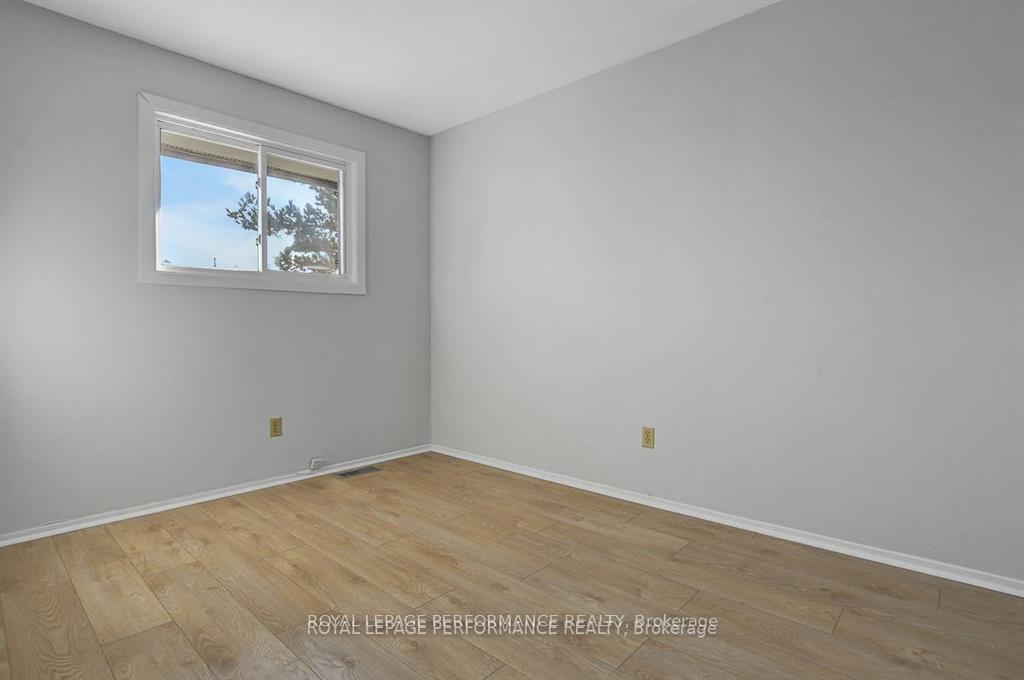 Photo 15 of 2603 Pimlico Crescent, Ottawa, Emerald Woods/Sawmill Creek — HOMEH