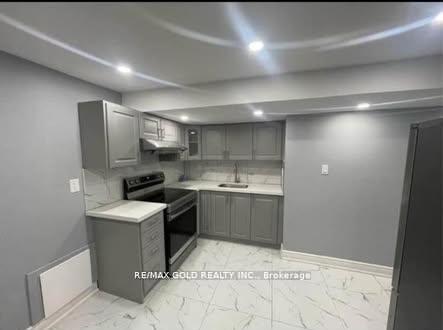 Photo 19 of 36 Windmill Boulevard, Brampton, Fletcher's Creek South — HOMEH