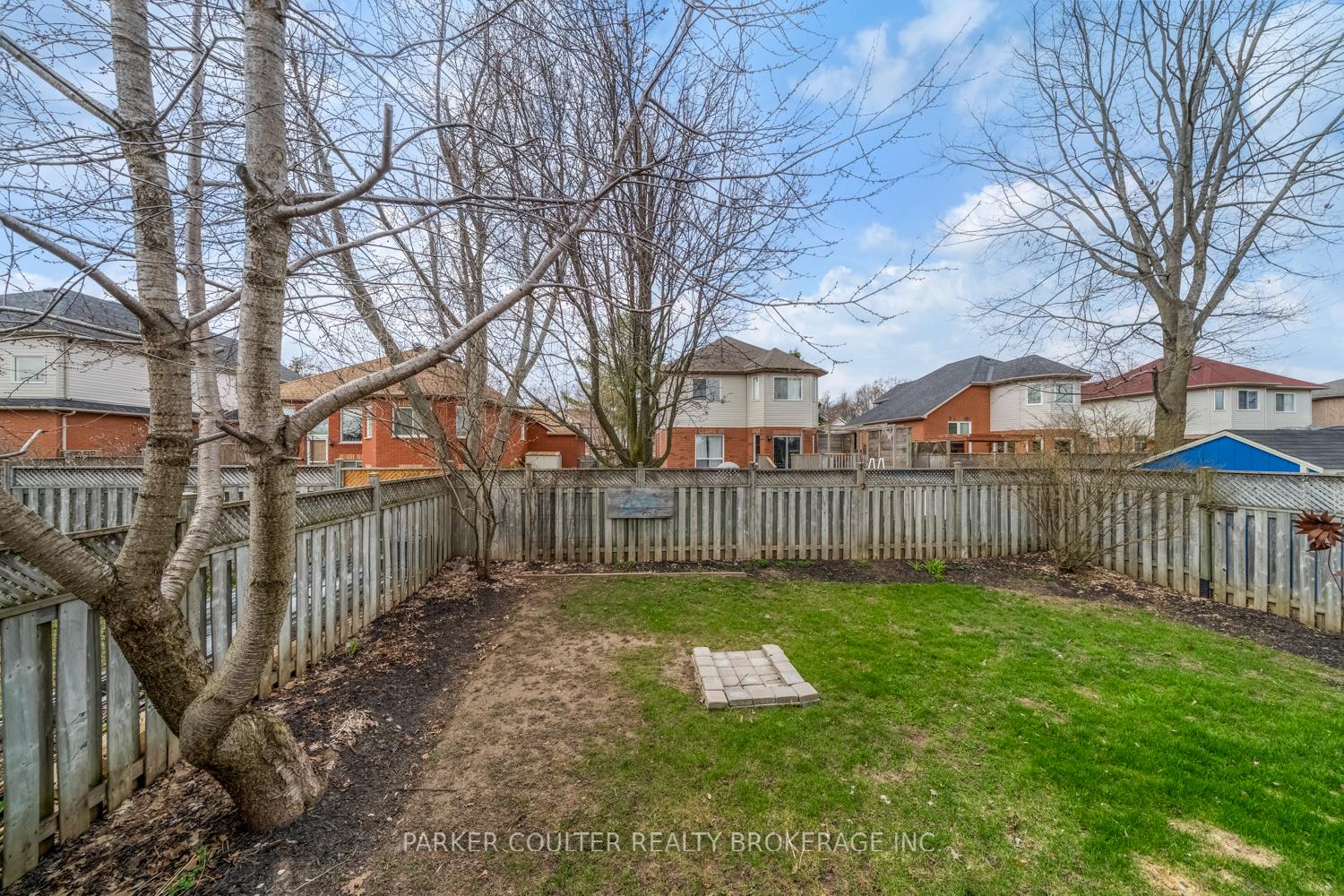 Photo 32 of 216 Mapleton Avenue, Barrie, Holly — HOMEH