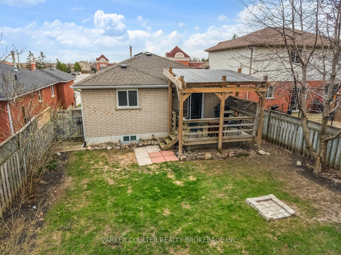 Photo 34 of 216 Mapleton Avenue, Barrie, Holly — HOMEH