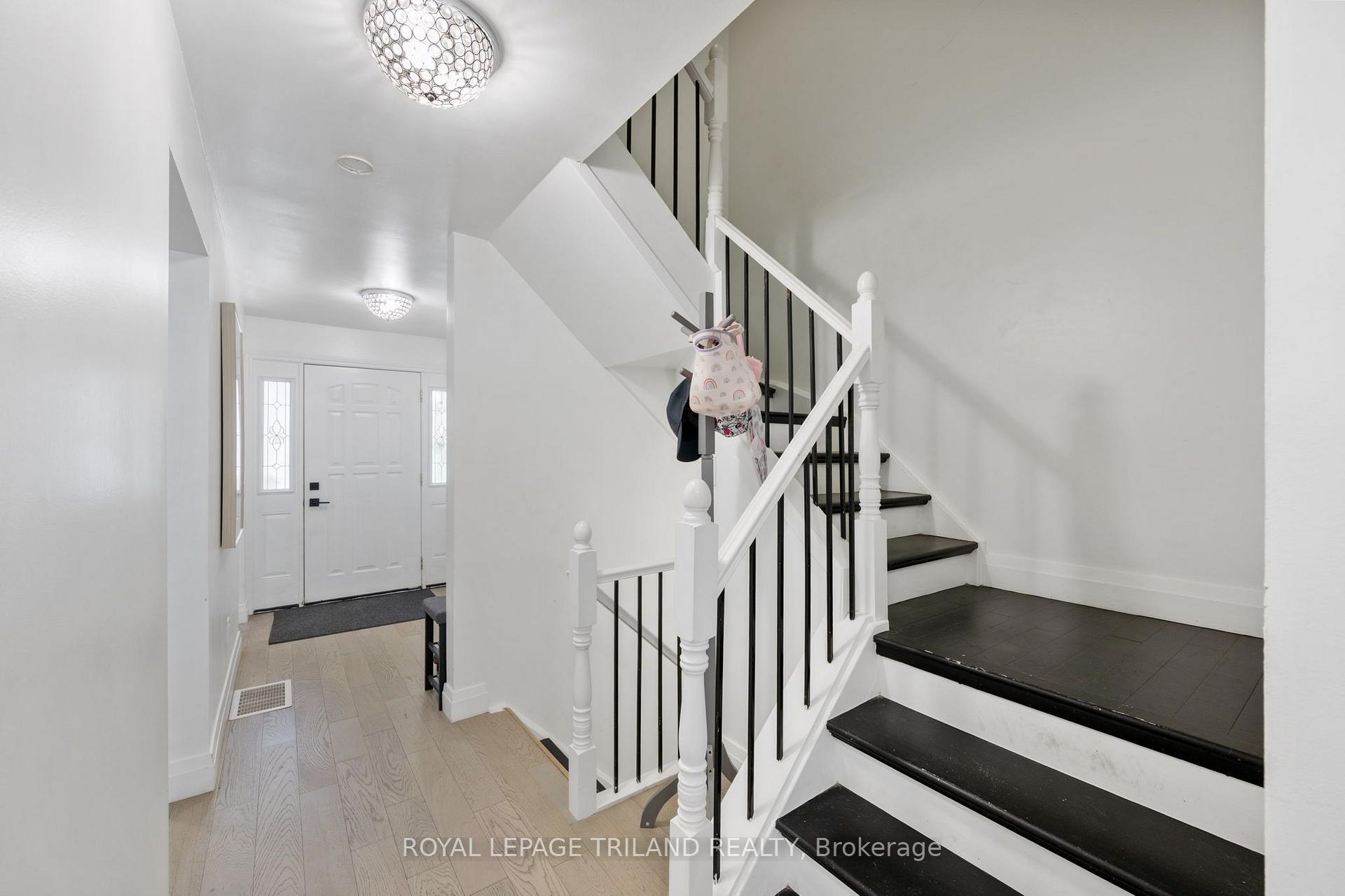 Photo 17 of Unit 43, 711 Osgoode Drive, London, South Y — HOMEH